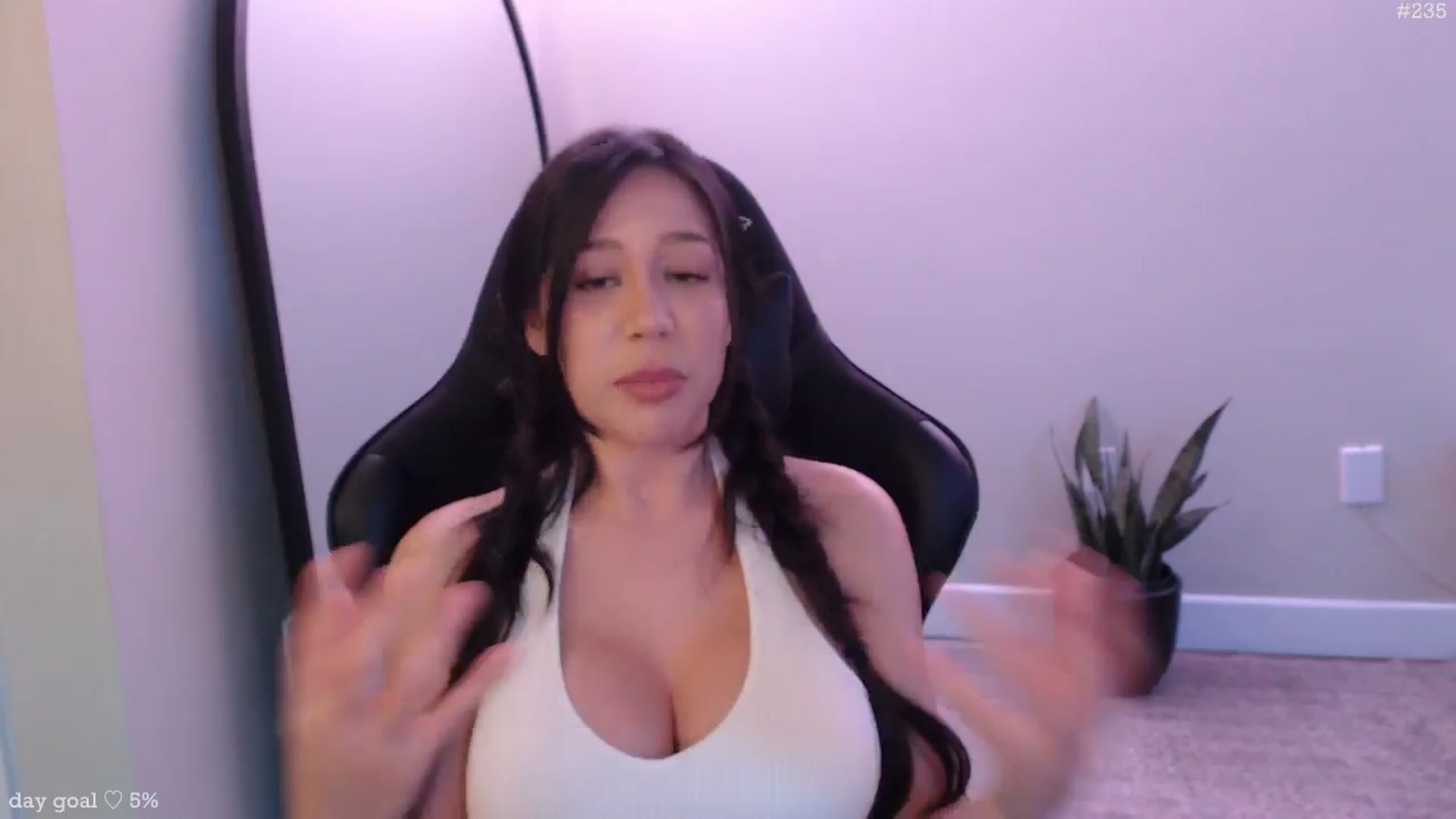 Gallery image thumbnail from Marie's myfreecams stream on, 02/16/2026, 23:34 image 7 of 20