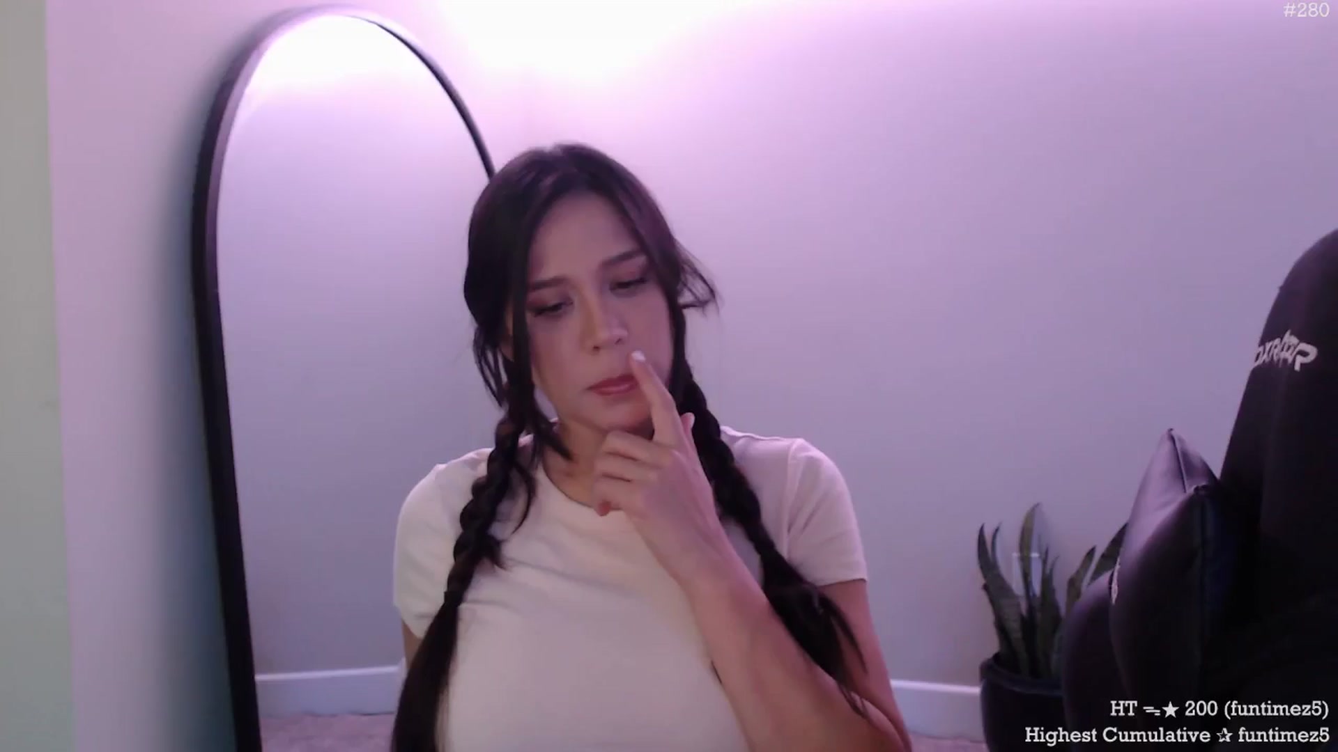 Gallery image thumbnail from Marie's myfreecams stream on, 03/19/2026, 23:10 image 4 of 20