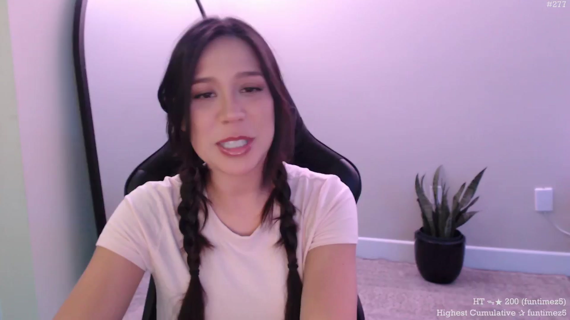 Gallery image thumbnail from Marie's myfreecams stream on, 03/19/2026, 23:10 image 5 of 20