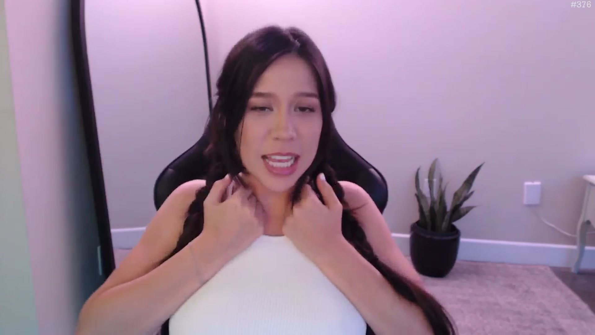 Gallery image thumbnail from Marie's myfreecams stream on, 03/26/2026, 24:42 image 10 of 20