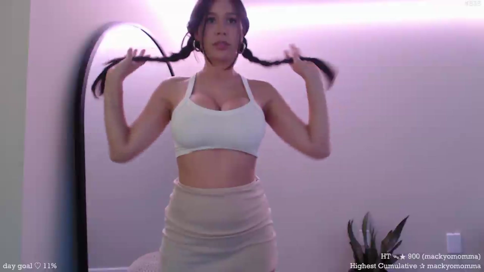 Gallery image thumbnail from Marie's myfreecams stream on, 04/28/2026, 22:47 image 20 of 20