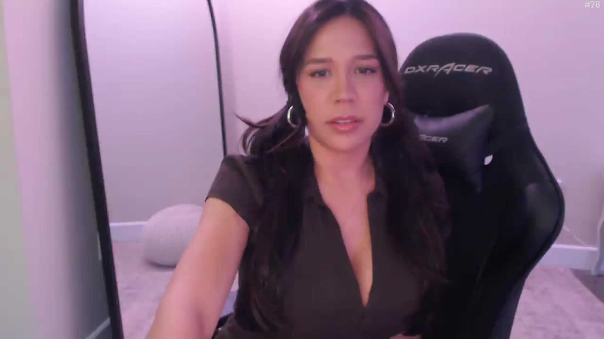 Gallery image thumbnail from Marie's myfreecams stream on, 06/03/2026, 24:53 image 12 of 20