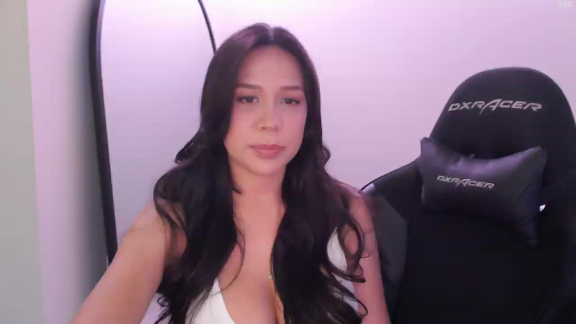 Gallery image thumbnail from Marie's myfreecams stream on, 06/04/2026, 01:25 image 2 of 20