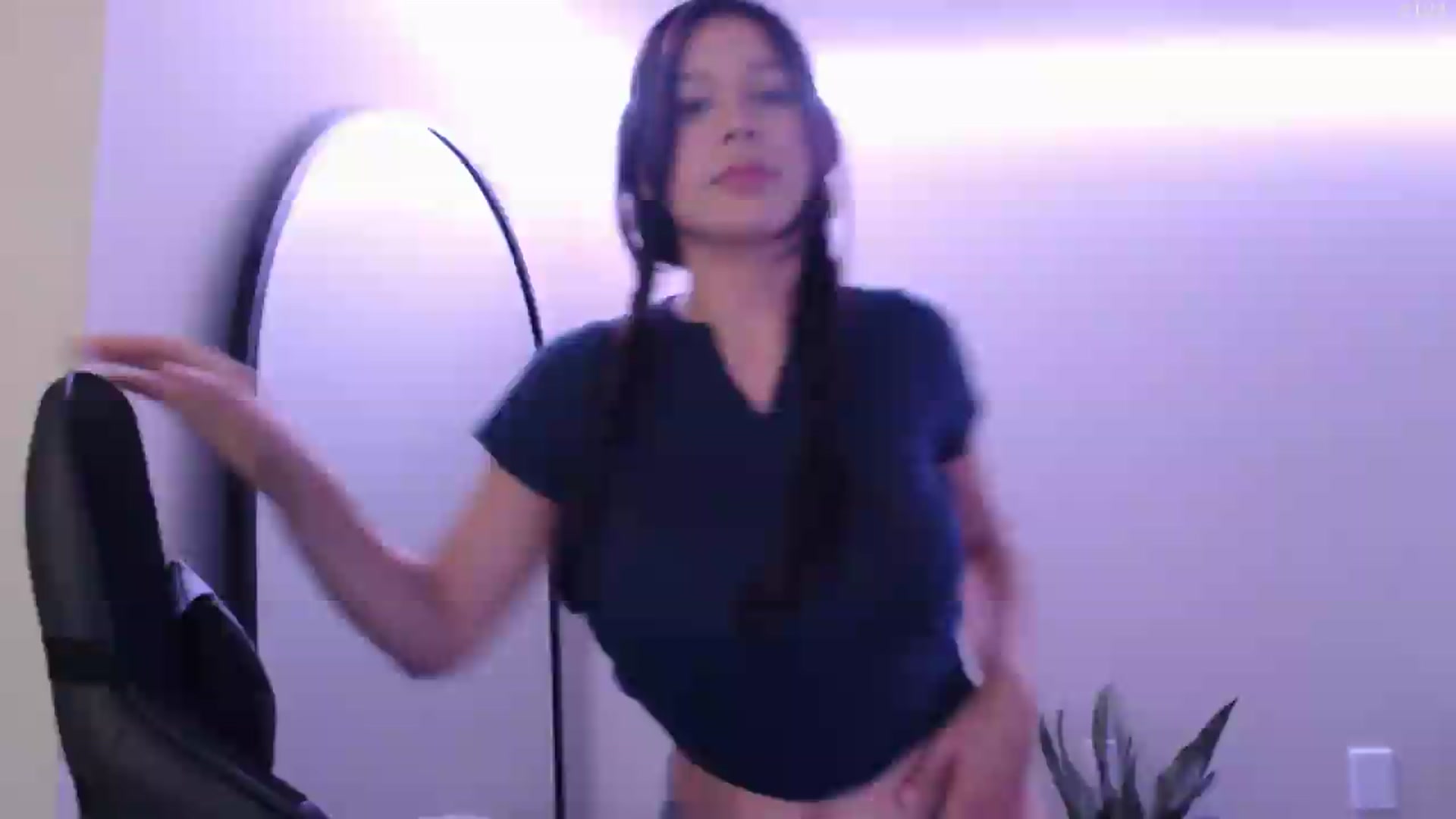 Gallery image thumbnail from Marie's myfreecams stream on, 06/09/2026, 01:05 image 13 of 20