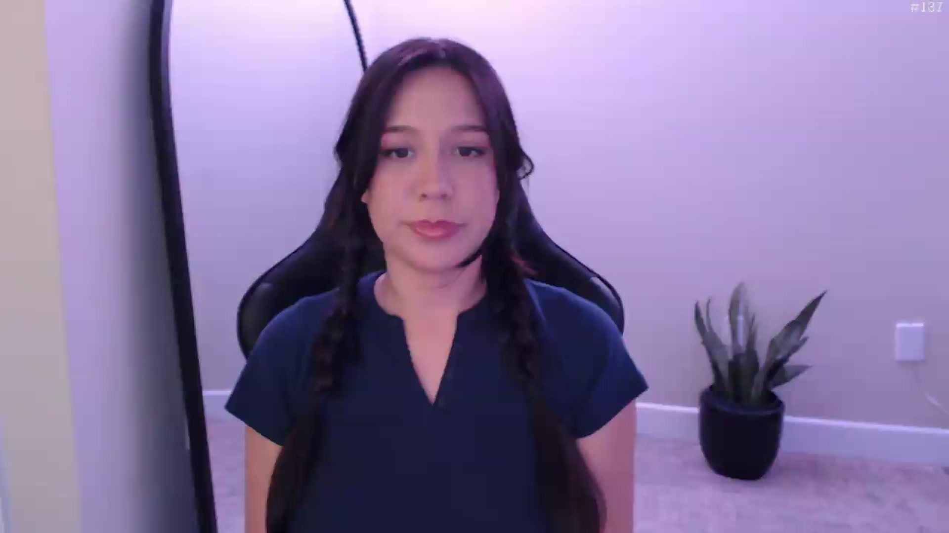 Gallery image thumbnail from Marie's myfreecams stream on, 06/09/2026, 01:05 image 2 of 20