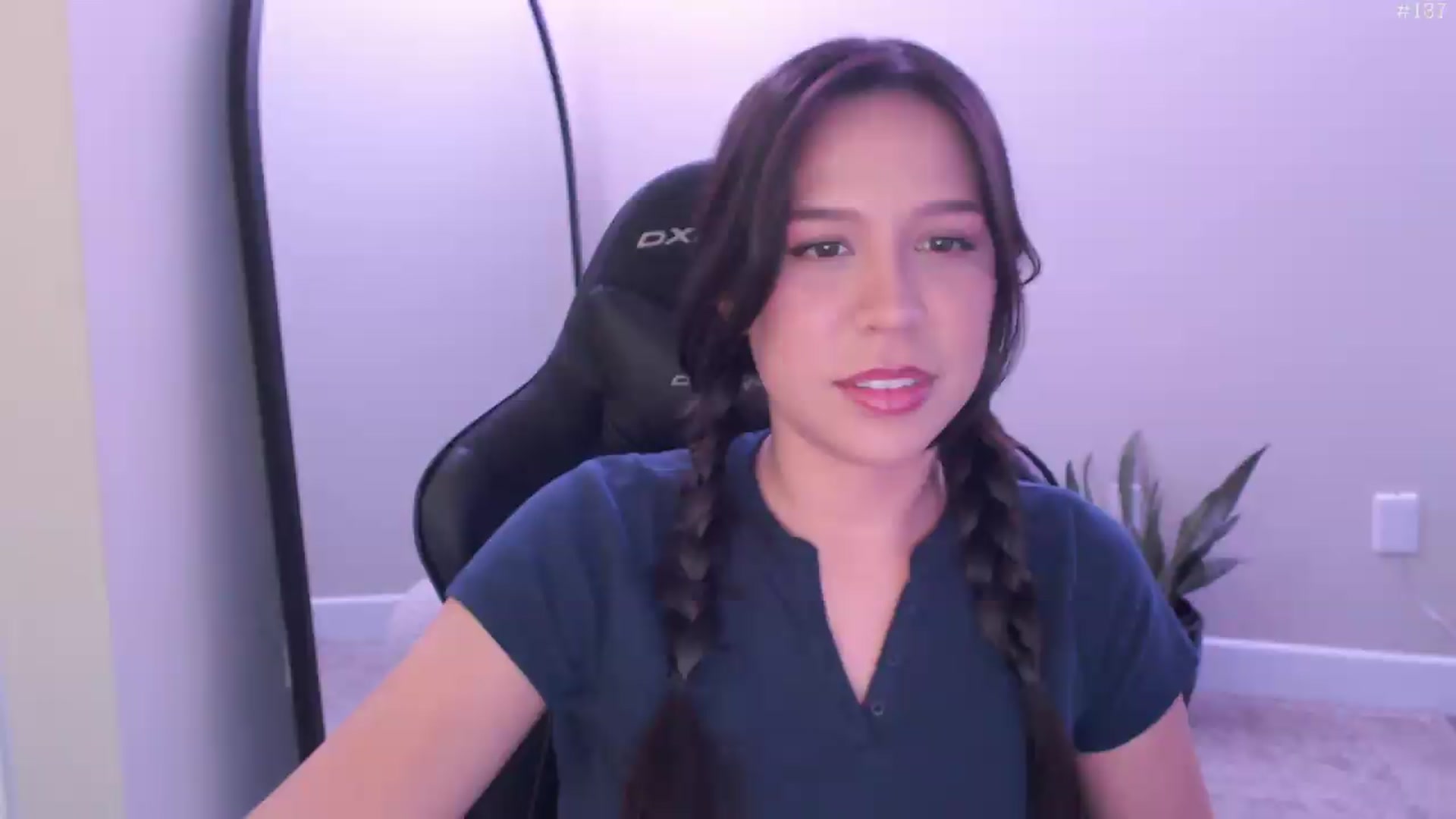 Gallery image thumbnail from Marie's myfreecams stream on, 06/09/2026, 01:05 image 1 of 20