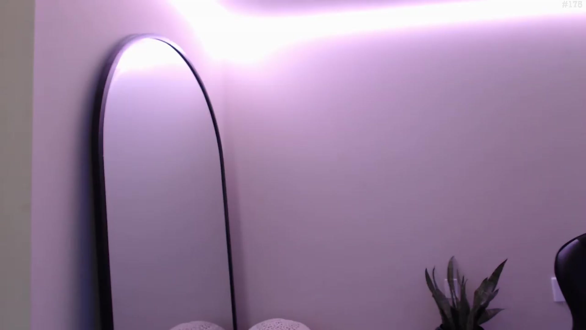 Gallery image thumbnail from Marie's myfreecams stream on, 06/19/2026, 24:40 image 17 of 20