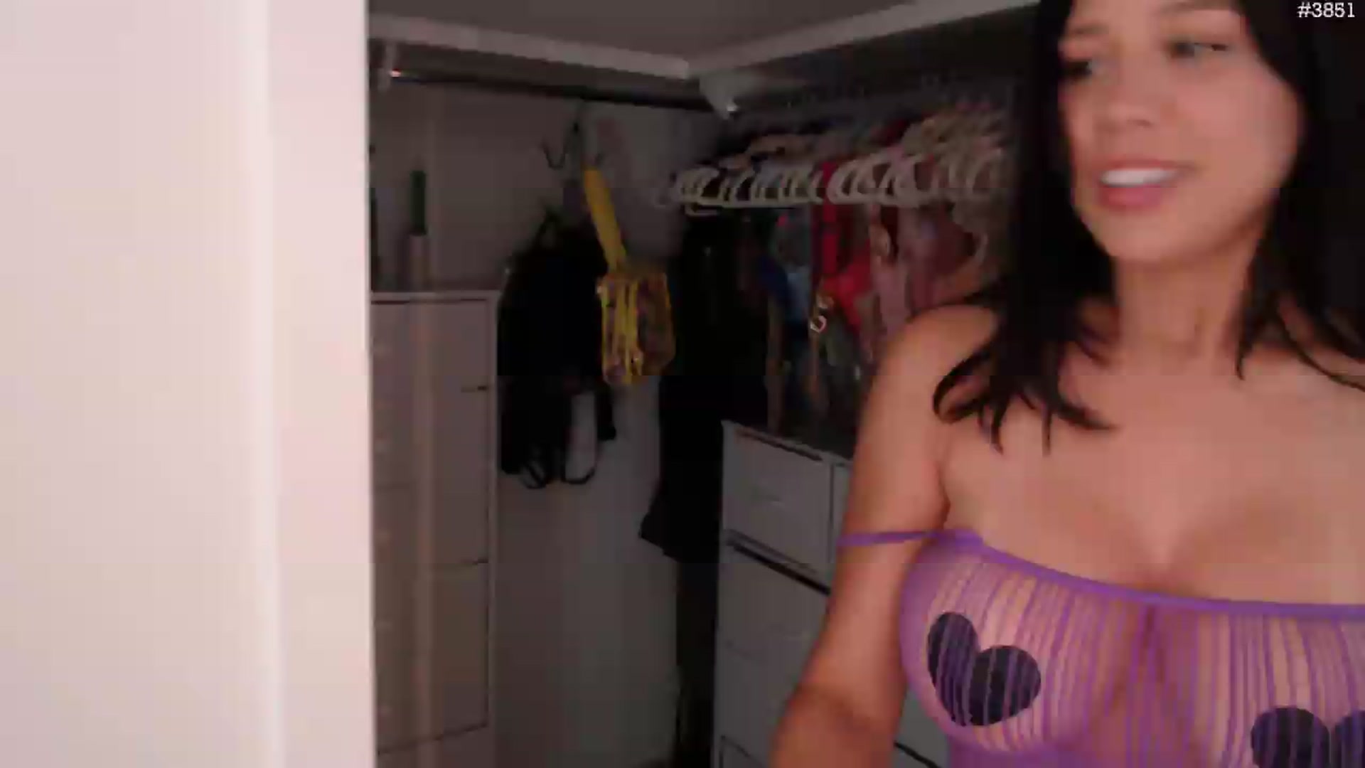 Gallery image thumbnail from Marie's myfreecams stream on, 08/11/2026, 24:15 image 9 of 20