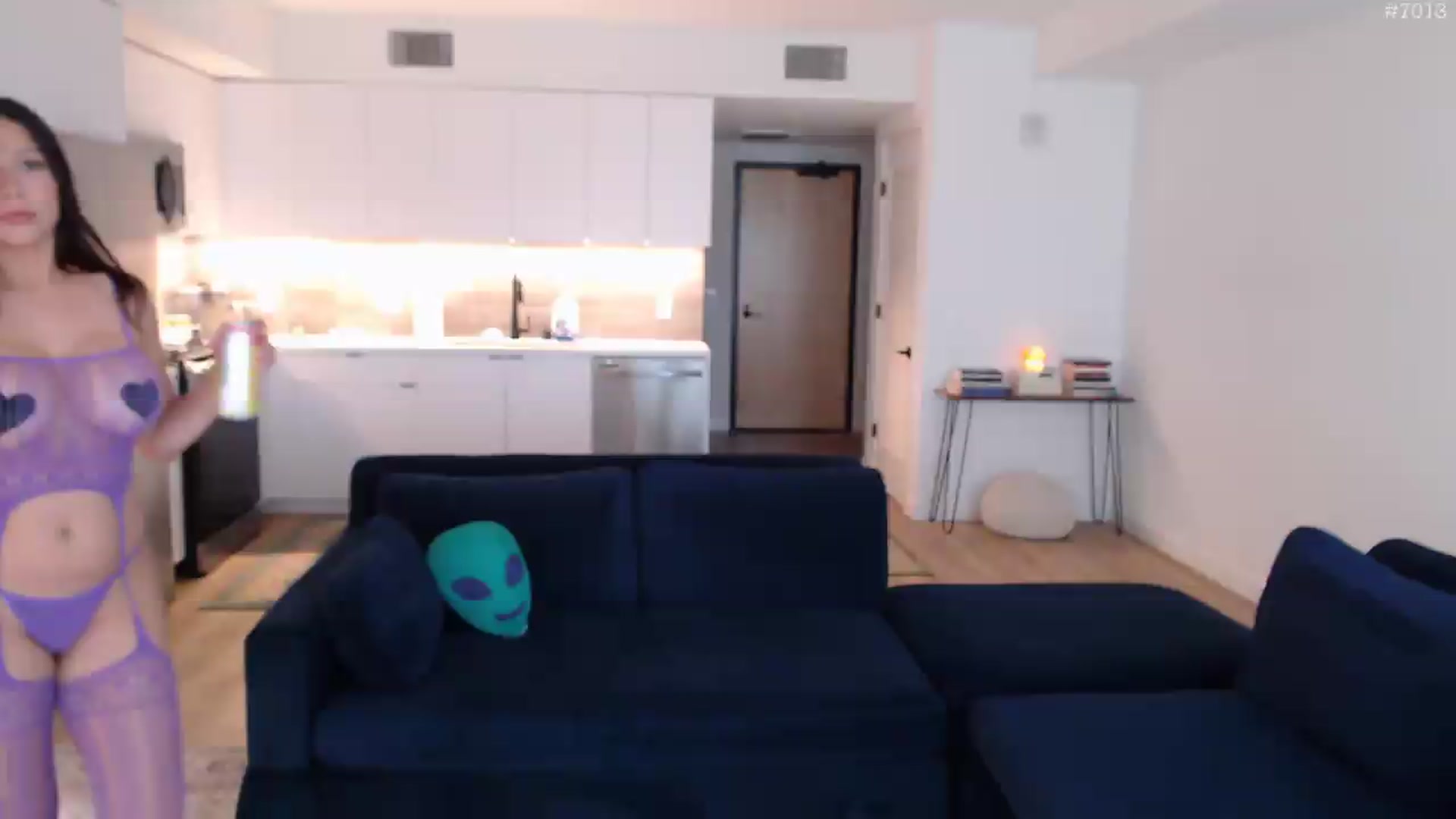 Gallery image thumbnail from Marie's myfreecams stream on, 08/11/2026, 24:15 image 3 of 20