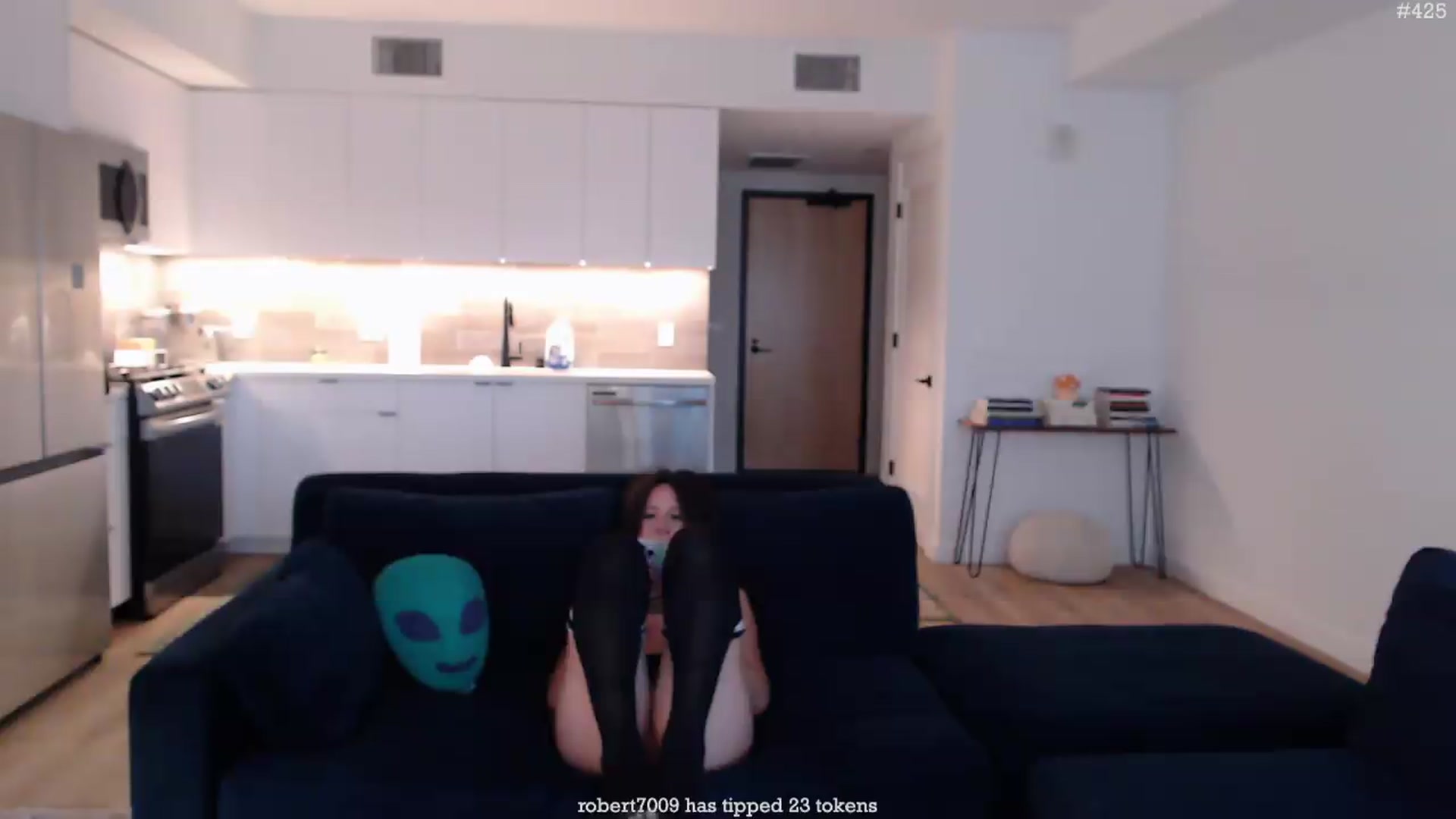 Gallery image thumbnail from Marie's myfreecams stream on, 08/12/2026, 01:24 image 18 of 20