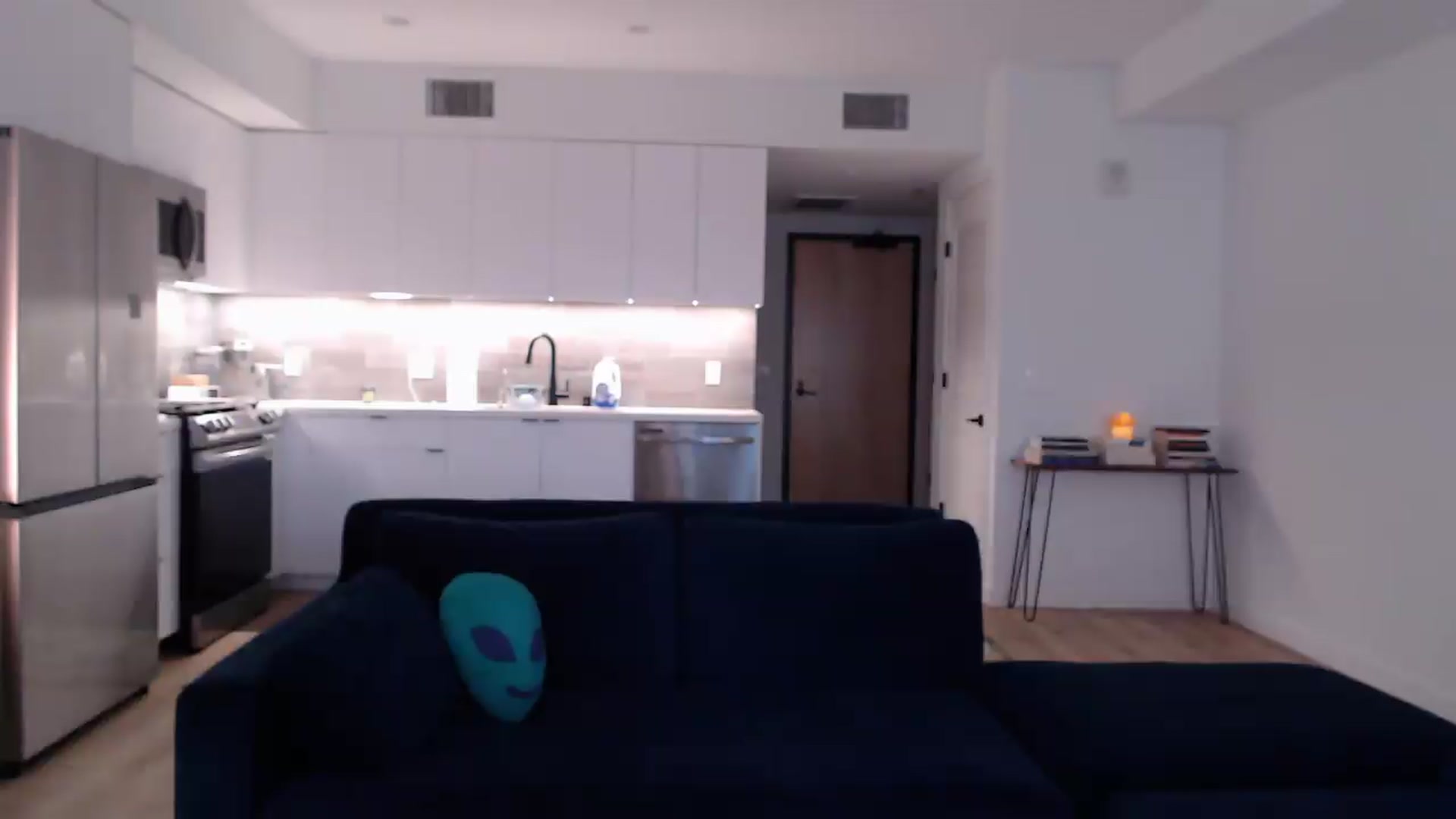 Gallery image thumbnail from Marie's myfreecams stream on, 08/14/2026, 01:54 image 17 of 20