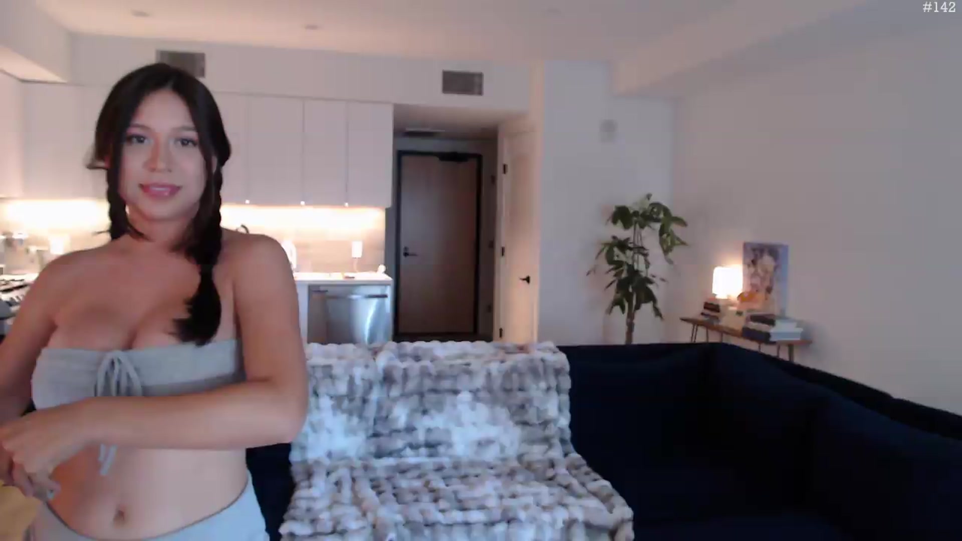 Gallery image thumbnail from Marie's myfreecams stream on, 09/22/2026, 22:45 image 20 of 20