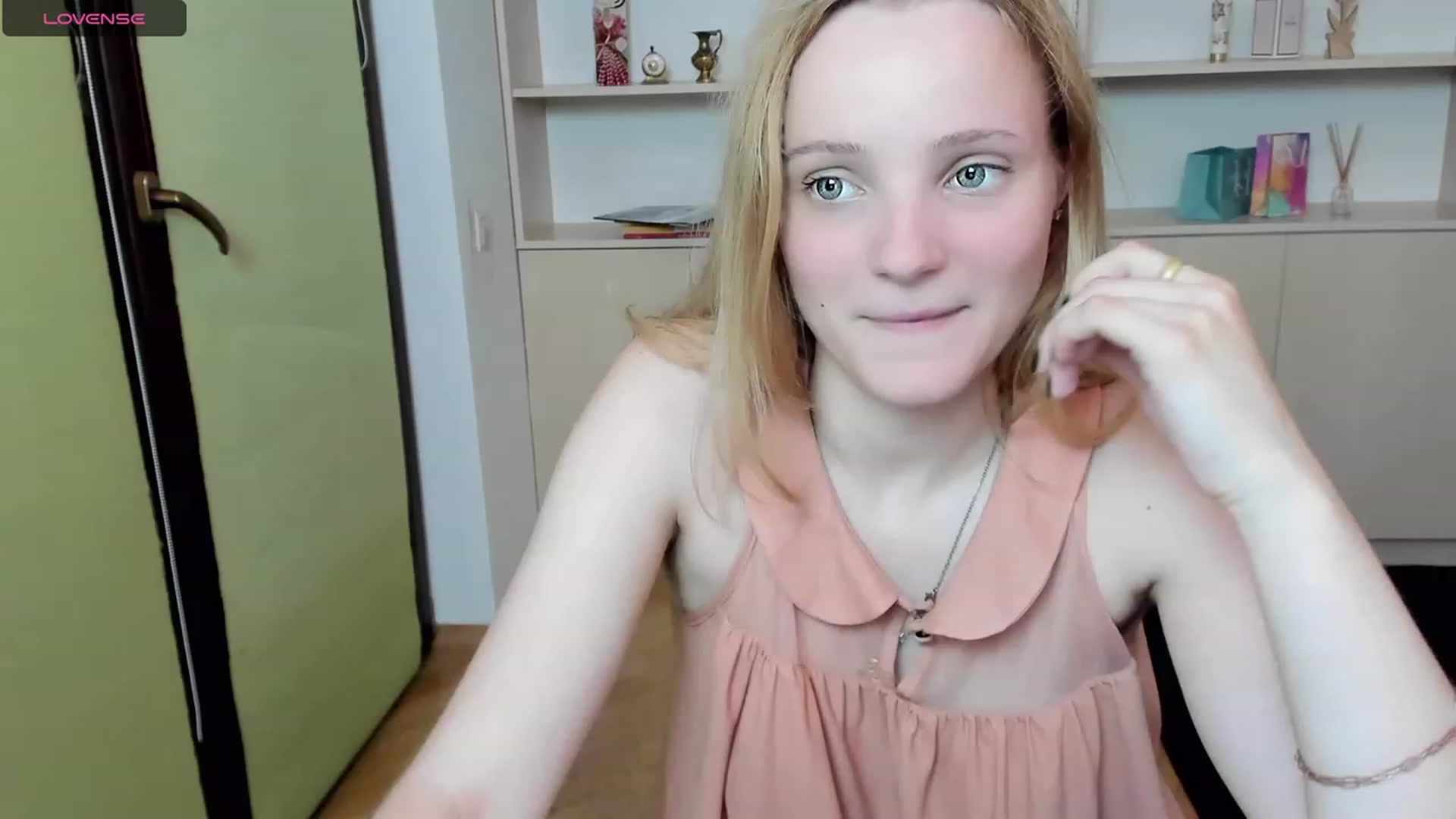 Gallery image thumbnail from MarieAndrea's myfreecams stream on, 08/18/2023, 19:10 image 1 of 20