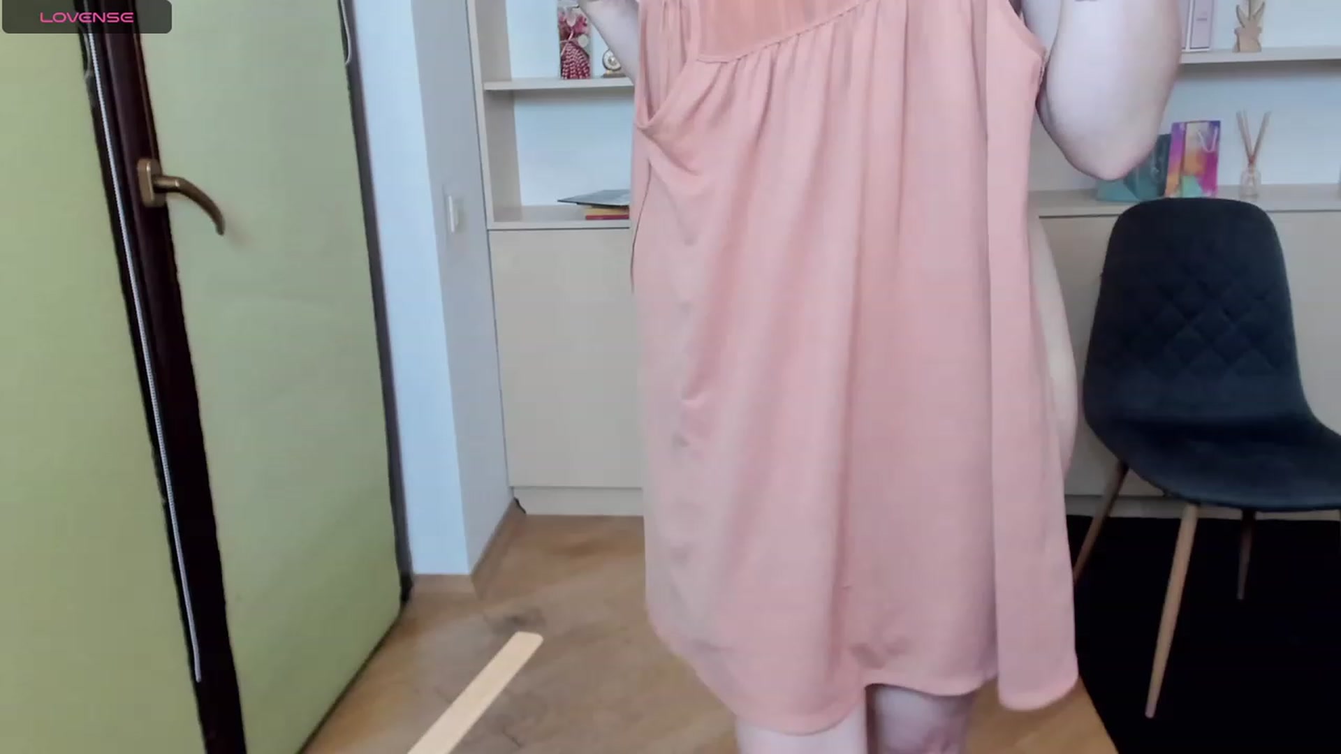 Gallery image thumbnail from MarieAndrea's myfreecams stream on, 08/18/2023, 19:10 image 18 of 20