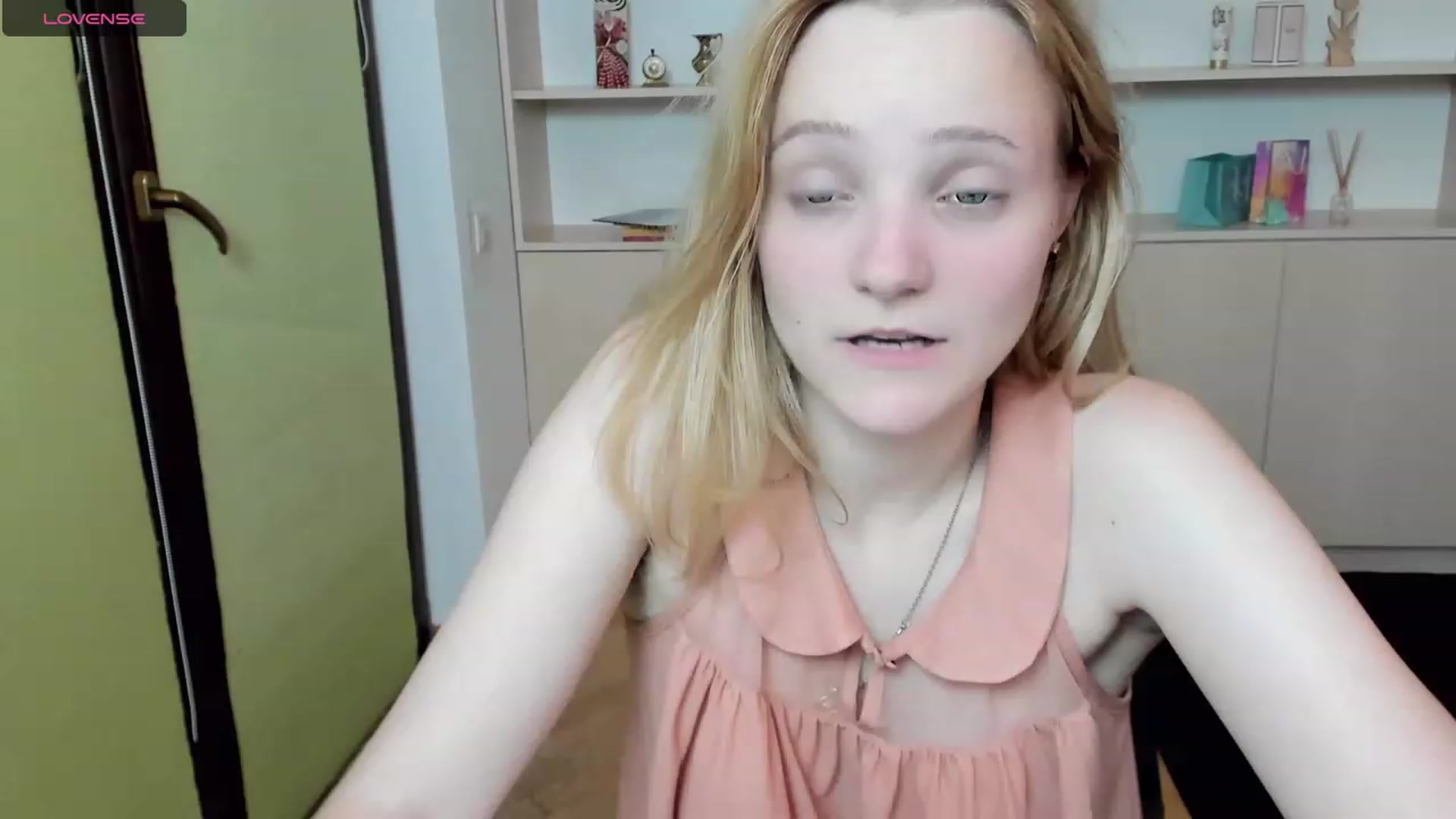 Gallery image thumbnail from MarieAndrea's myfreecams stream on, 08/18/2023, 19:10 image 6 of 20