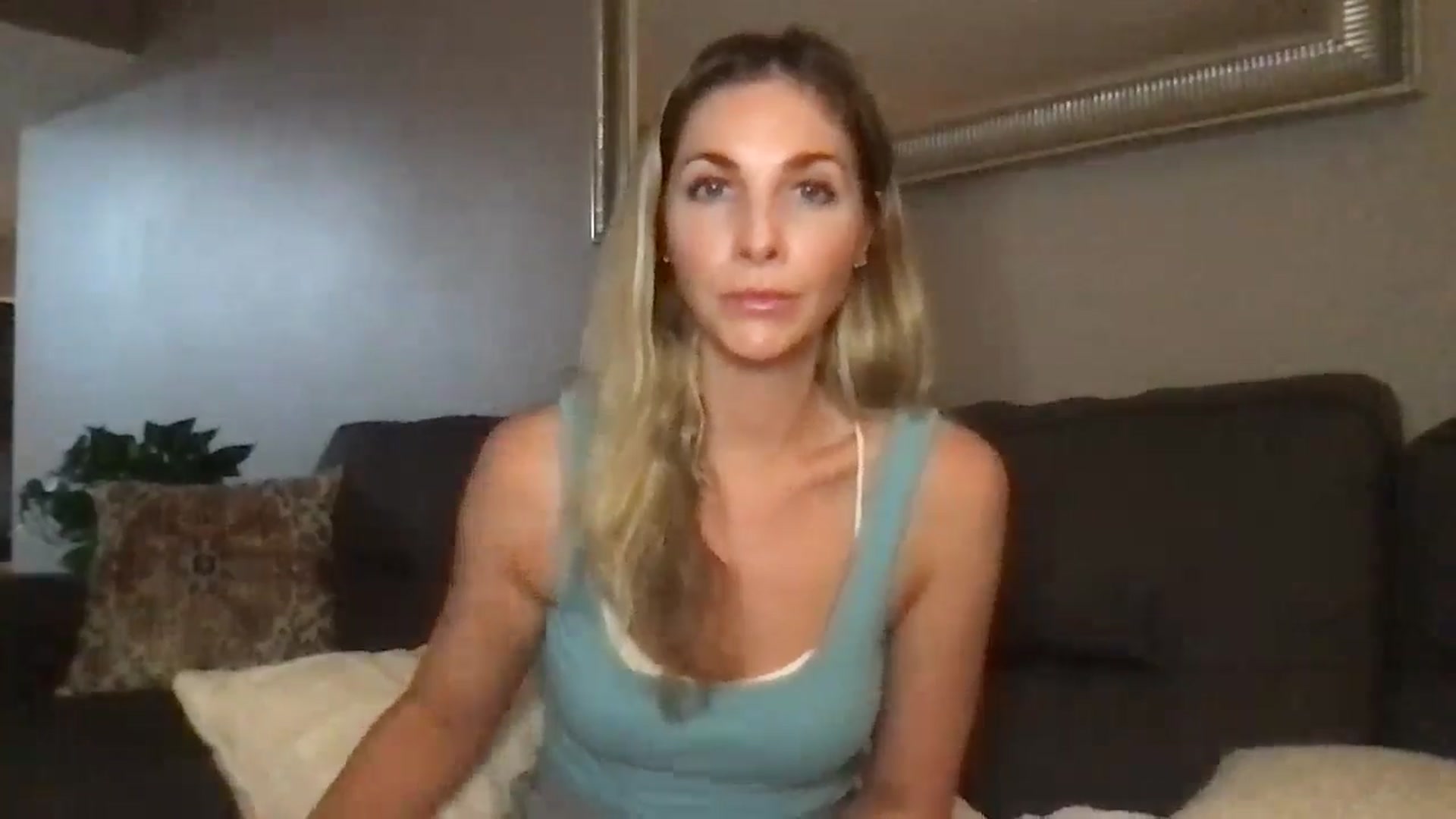 Gallery image thumbnail from MarieAuburn's myfreecams stream on, 08/14/2024, 05:03 image 4 of 20