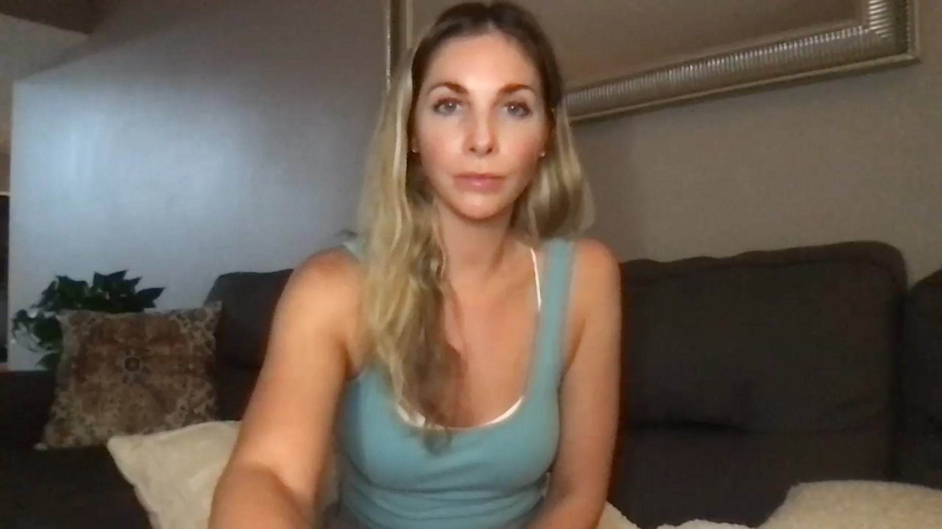 Gallery image thumbnail from MarieAuburn's myfreecams stream on, 08/14/2024, 05:03 image 3 of 20