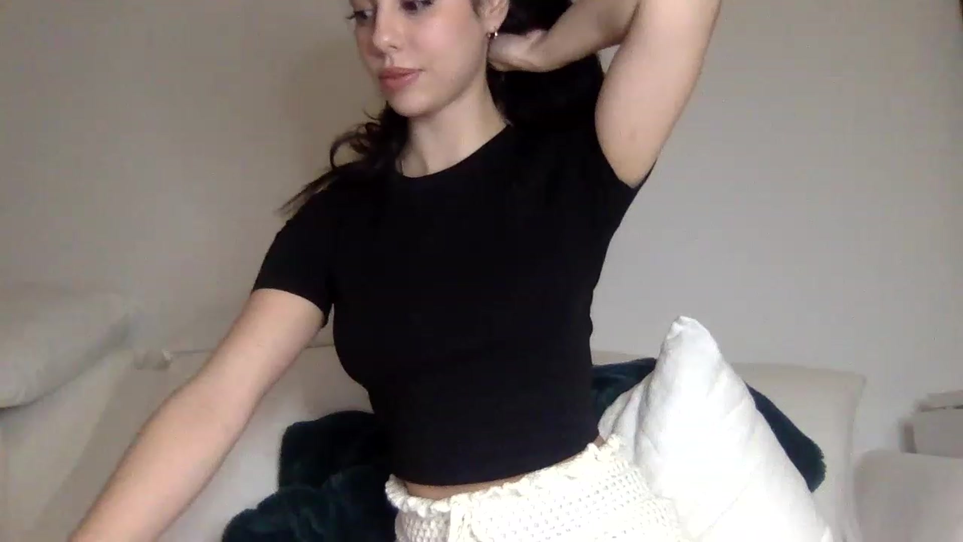 Gallery image thumbnail from Mariebellex's myfreecams stream on, 03/18/2023, 06:07 image 19 of 20