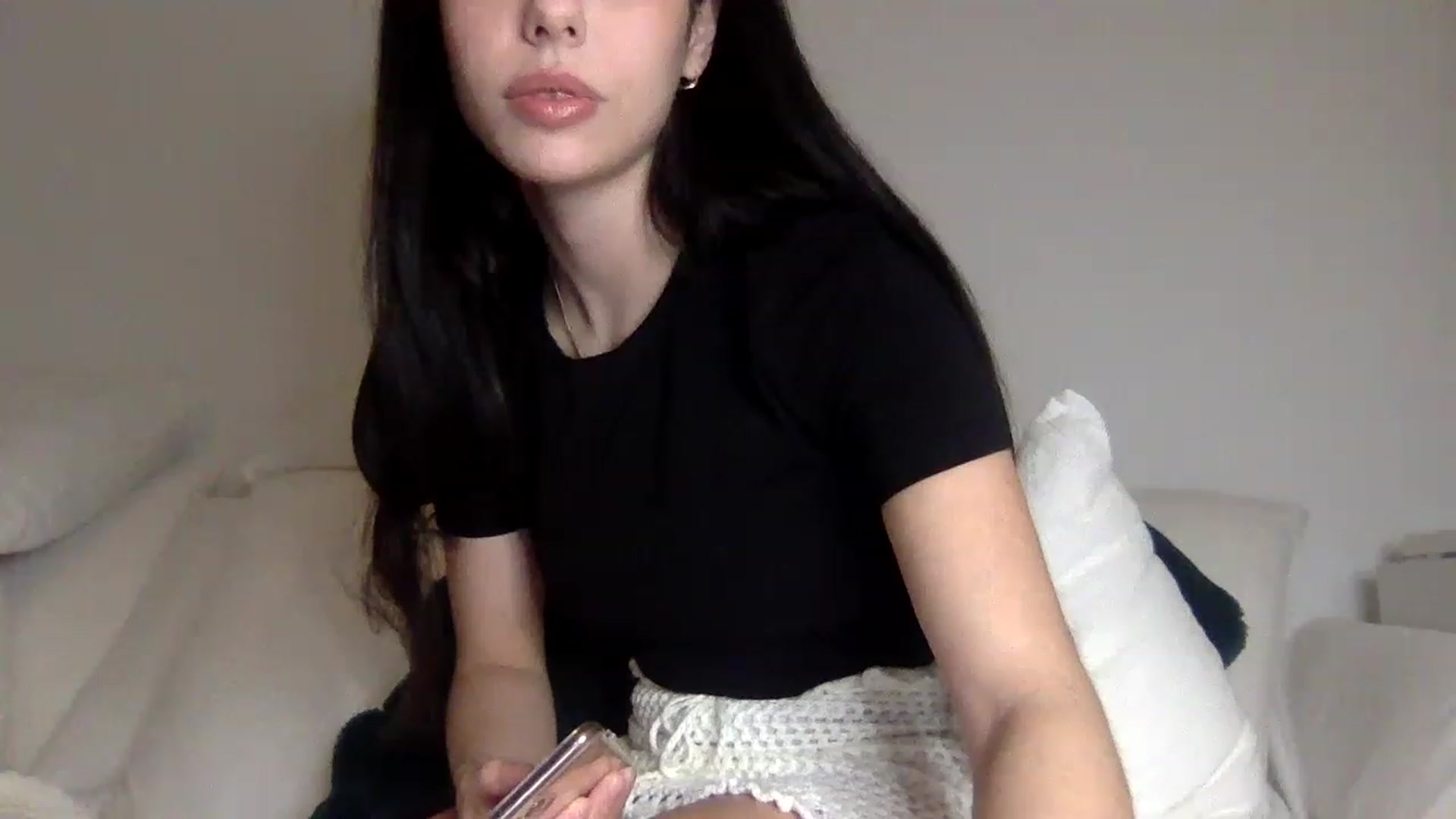 Gallery image thumbnail from Mariebellex's myfreecams stream on, 03/18/2023, 06:07 image 12 of 20