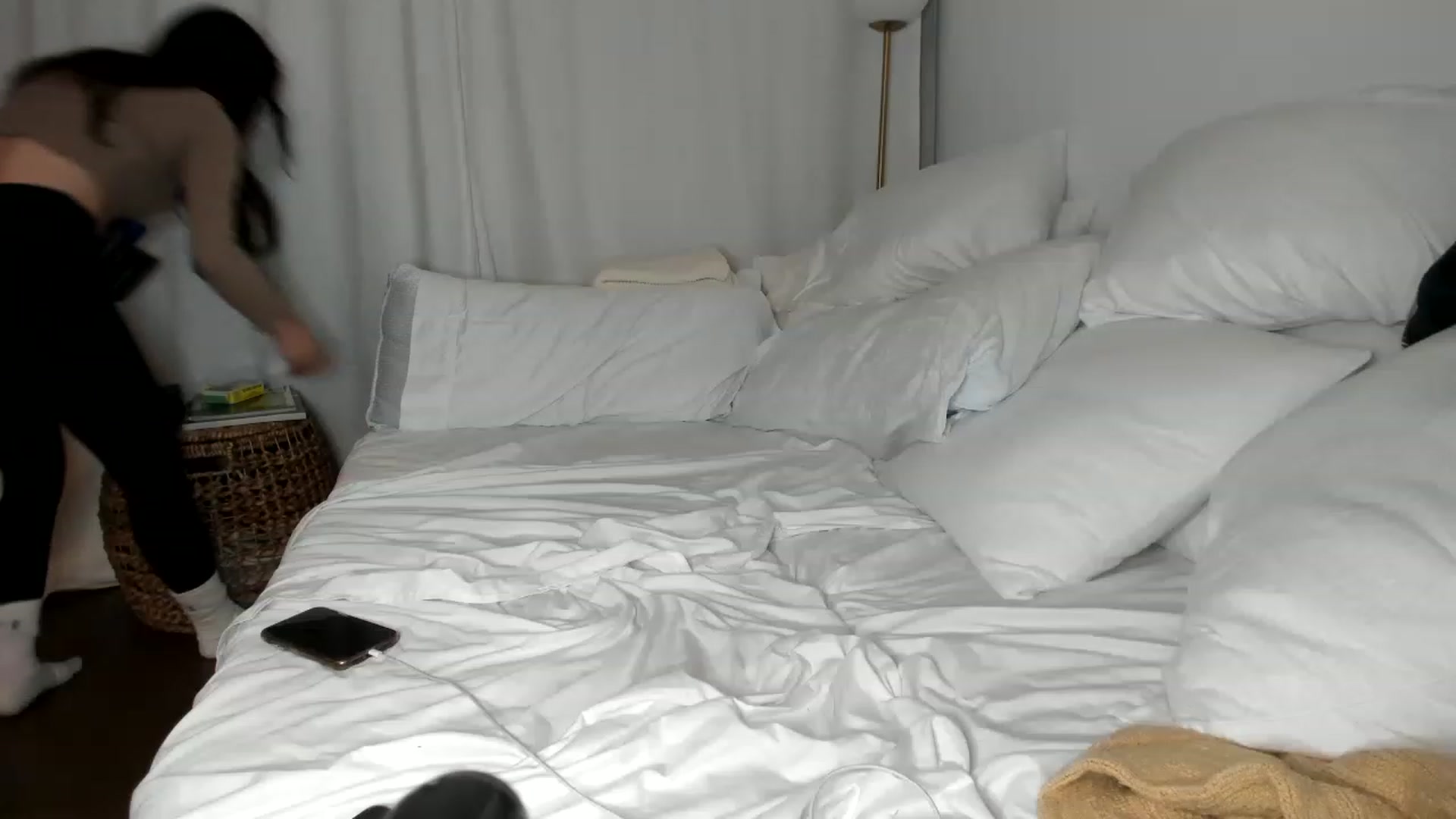 Gallery image thumbnail from Mariebellex's myfreecams stream on, 03/22/2023, 24:50 image 17 of 20