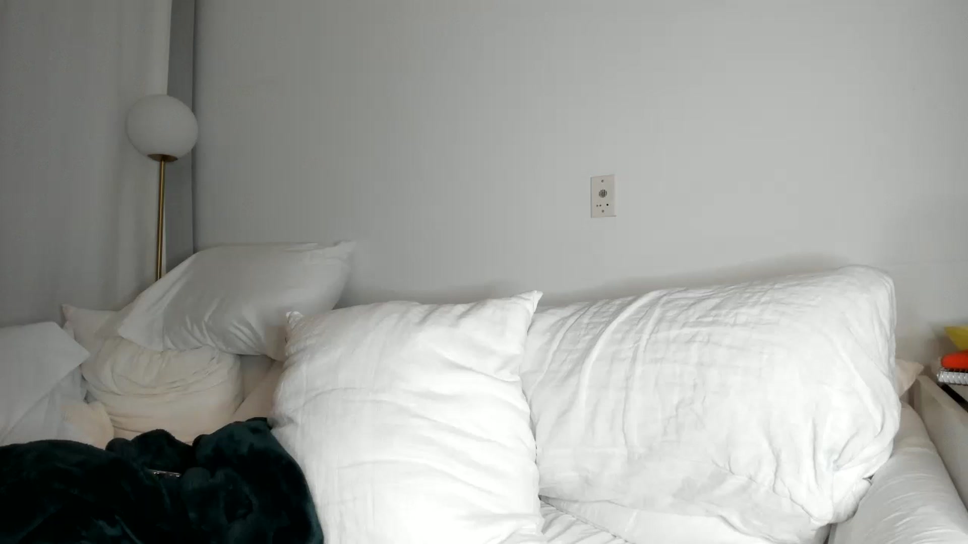 Gallery image thumbnail from Mariebellex's myfreecams stream on, 03/24/2023, 01:11 image 10 of 20