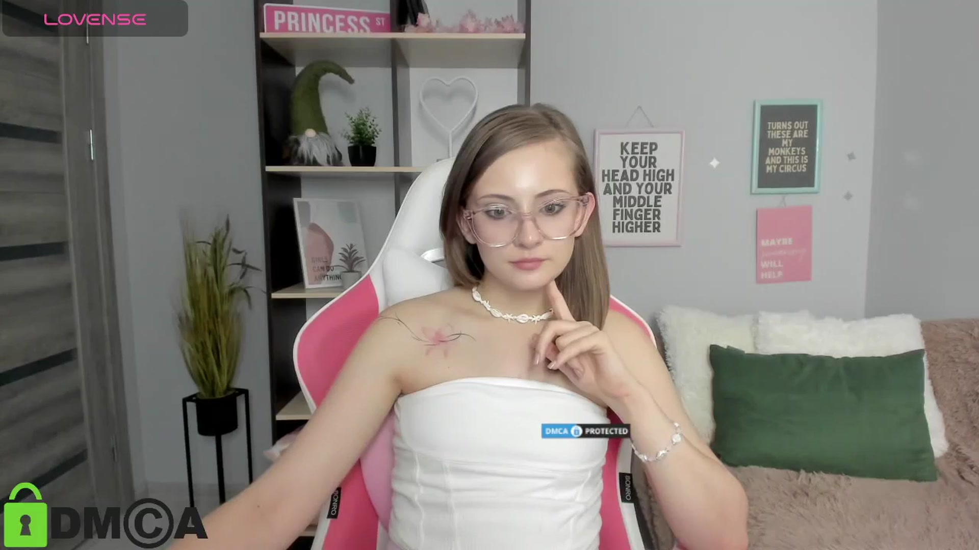 Gallery image thumbnail from MariellMoon's myfreecams stream on, 02/01/2026, 14:47 image 19 of 20