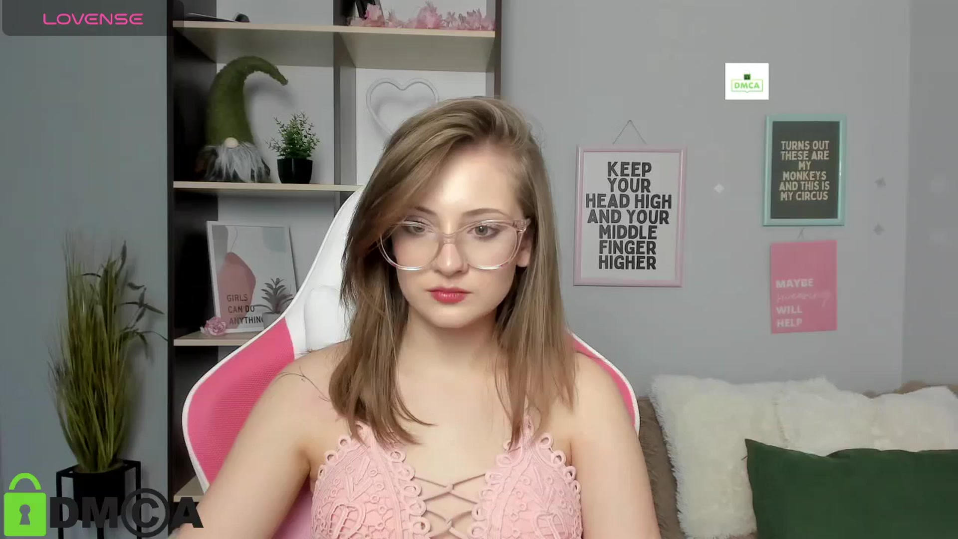 Gallery image thumbnail from MariellMoon's myfreecams stream on, 02/03/2026, 12:03 image 19 of 20