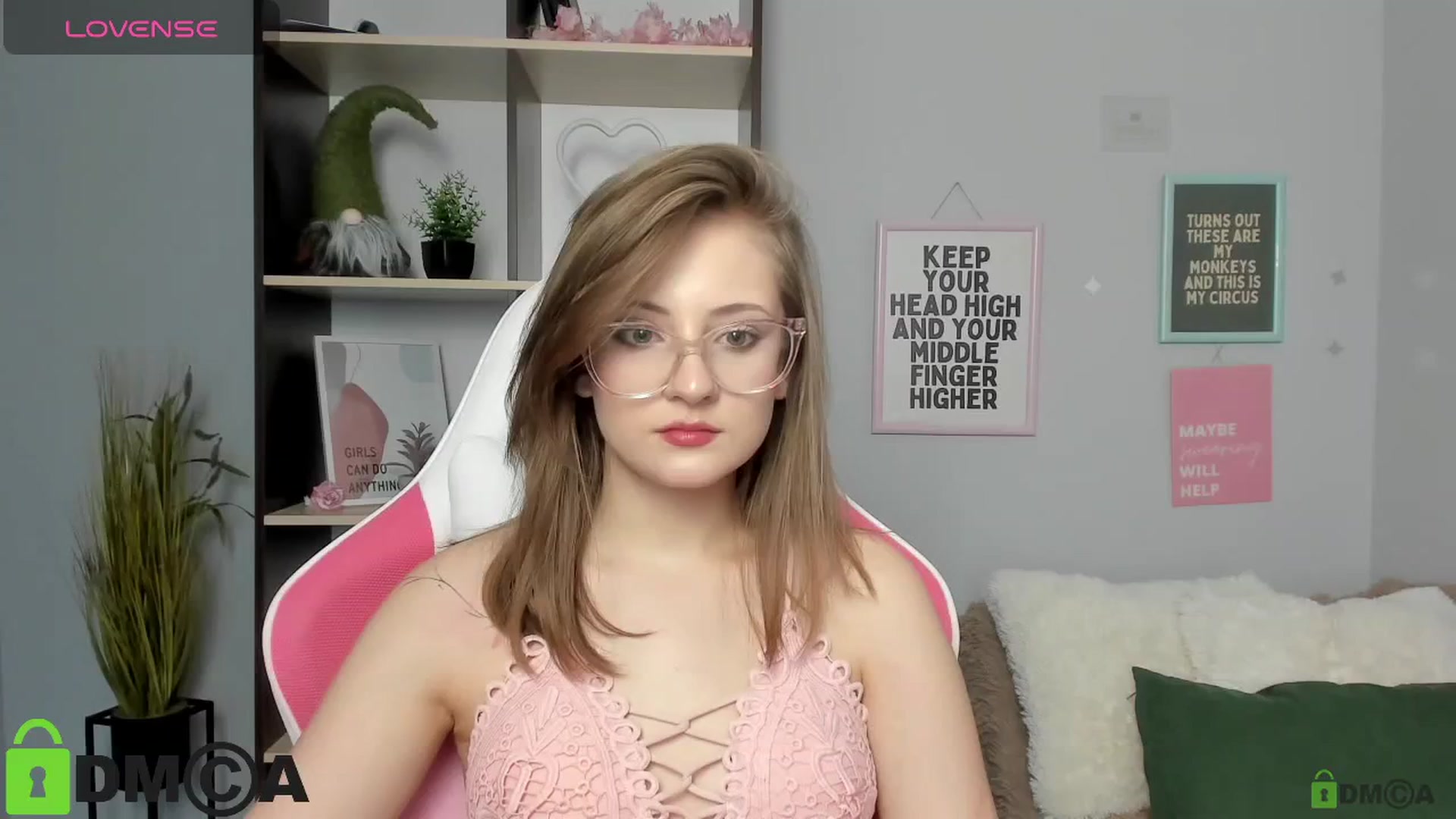 Gallery image thumbnail from MariellMoon's myfreecams stream on, 02/03/2026, 12:03 image 18 of 20