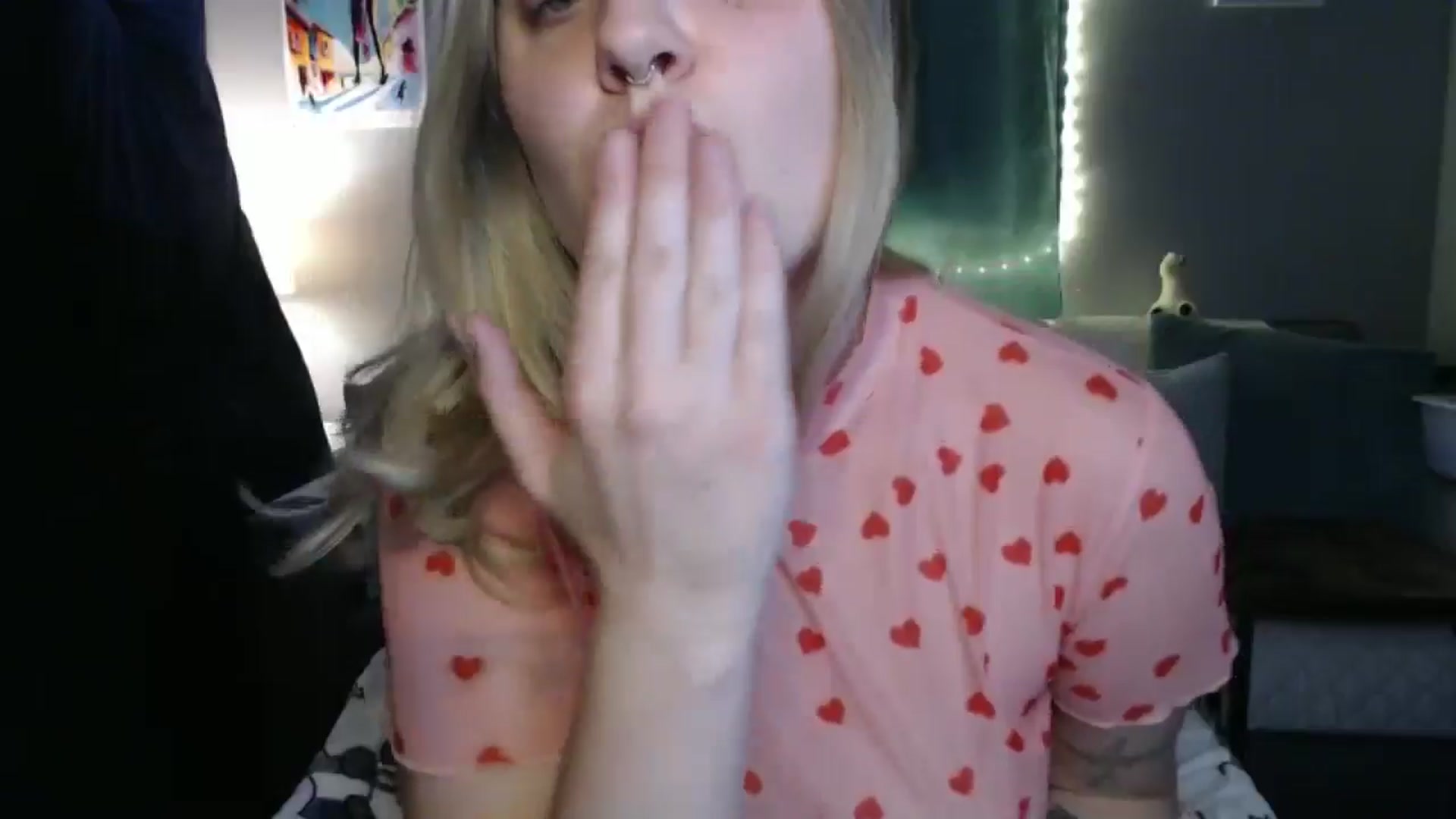 Gallery image thumbnail from MarigoldRue's myfreecams stream on, 08/22/2024, 07:02 image 15 of 20