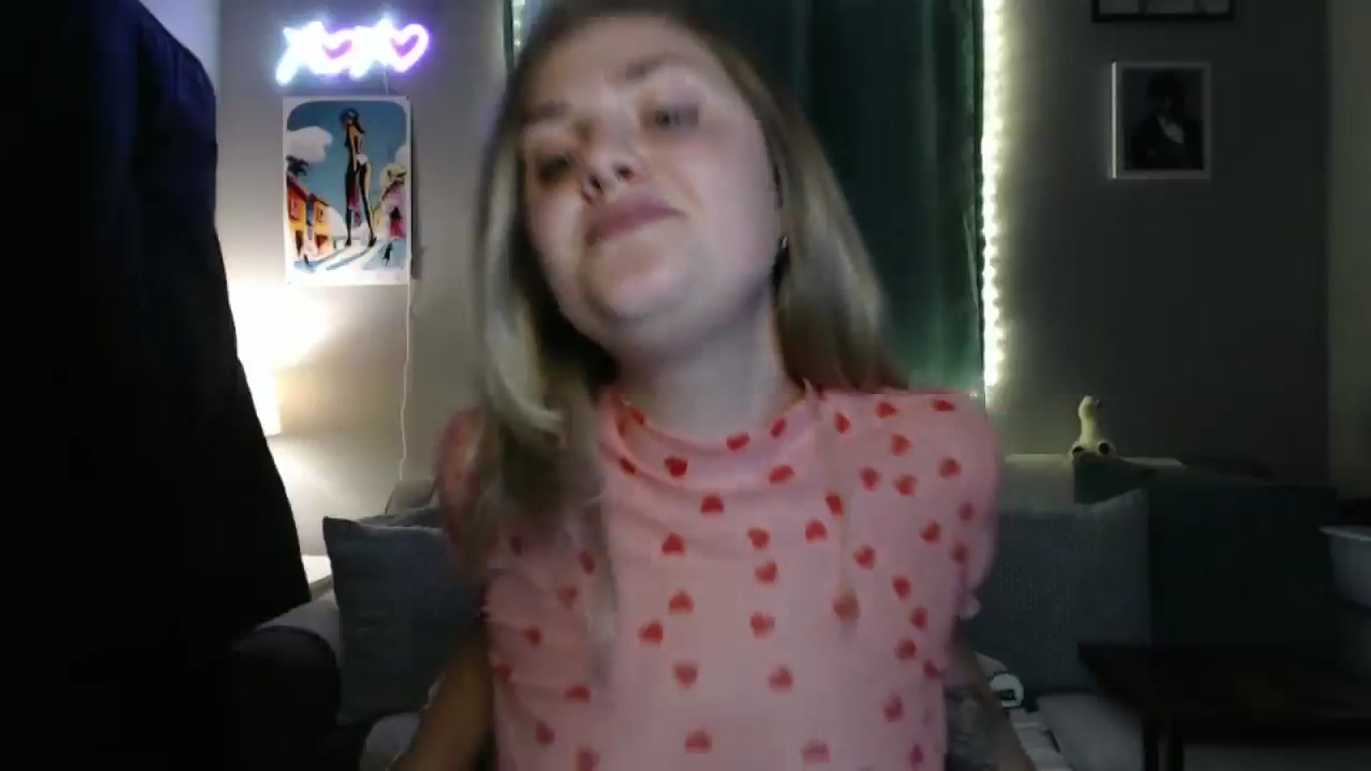 Gallery image thumbnail from MarigoldRue's myfreecams stream on, 08/22/2024, 07:02 image 8 of 20