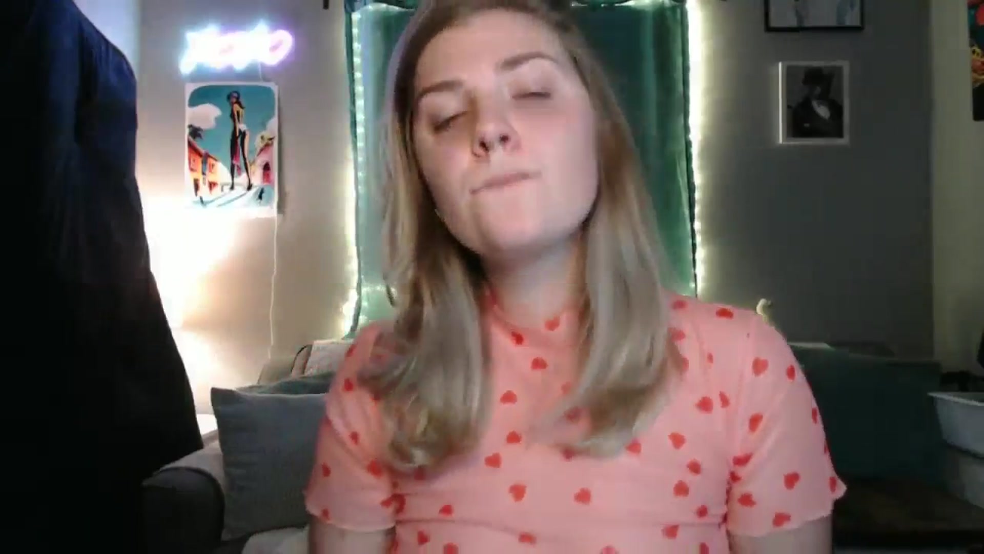 Gallery image thumbnail from MarigoldRue's myfreecams stream on, 08/22/2024, 08:28 image 10 of 20