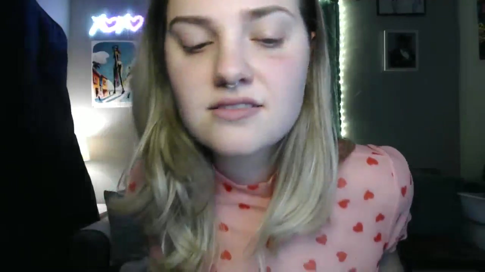 Gallery image thumbnail from MarigoldRue's myfreecams stream on, 08/22/2024, 08:28 image 14 of 20
