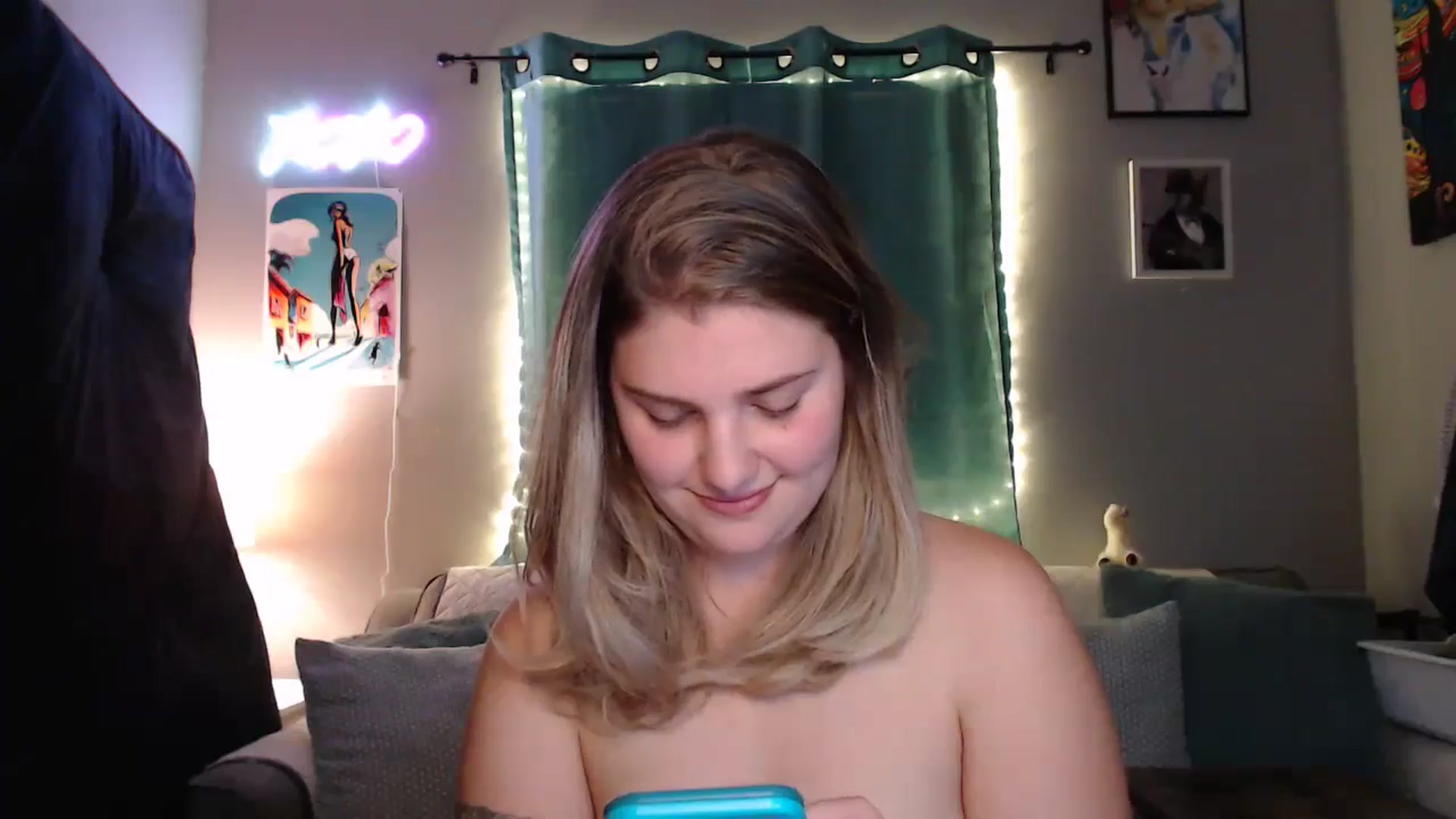 Gallery image thumbnail from MarigoldRue's myfreecams stream on, 08/22/2024, 08:28 image 6 of 20