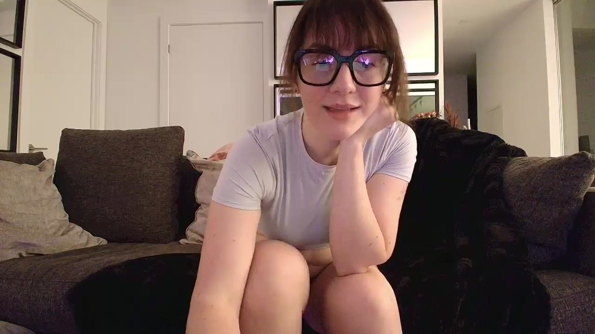 Gallery image thumbnail from MarikaMAR's myfreecams stream on, 07/01/2025, 03:42 image 19 of 20