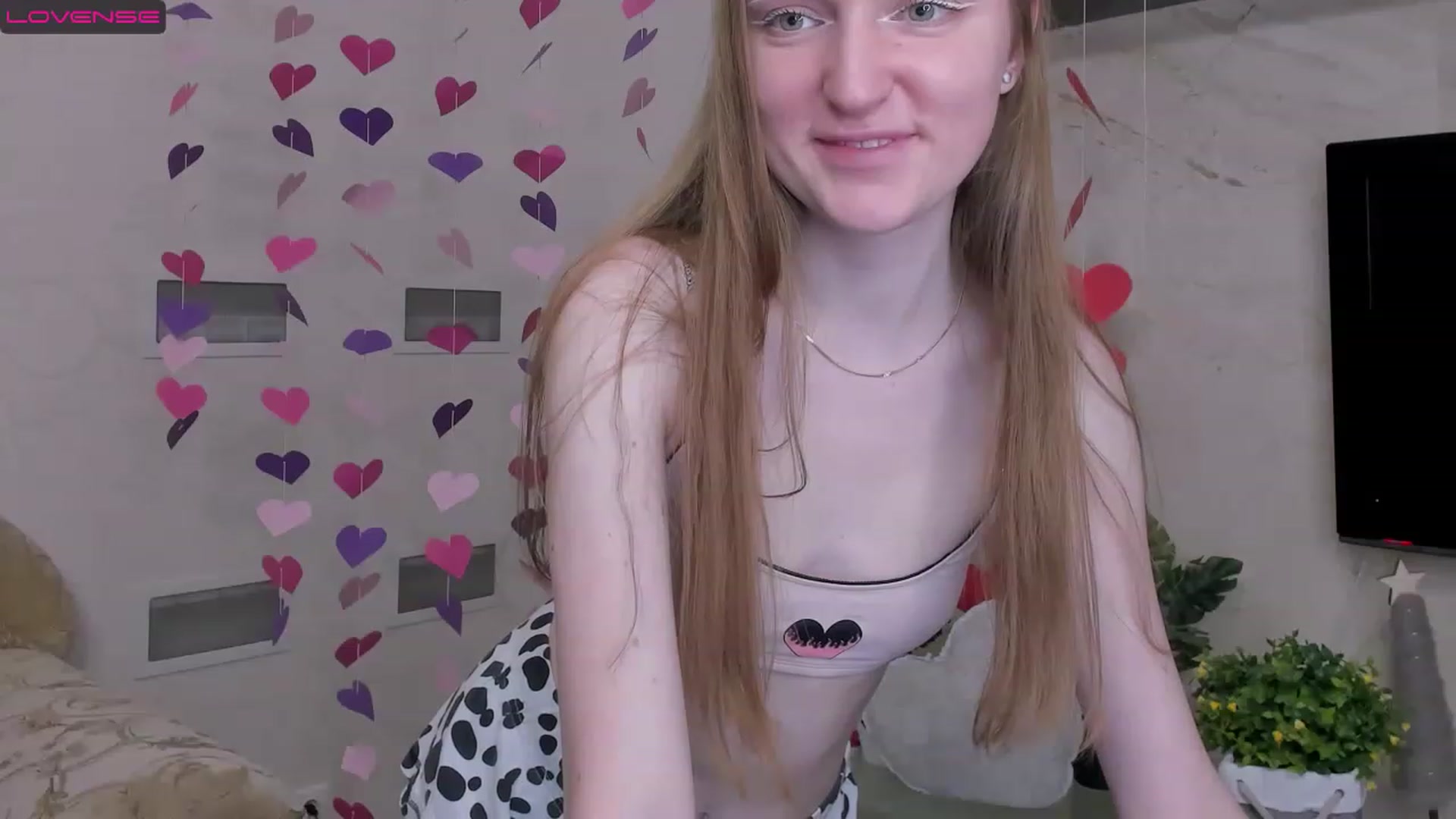 Gallery image thumbnail from MarikaSher's myfreecams stream on, 02/18/2023, 10:50 image 15 of 20