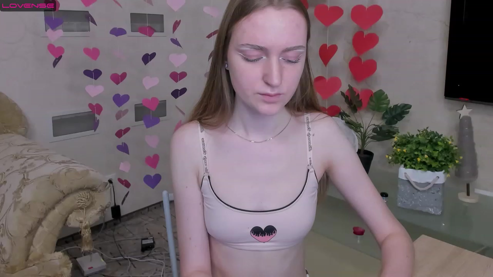 Gallery image thumbnail from MarikaSher's myfreecams stream on, 02/18/2023, 12:10 image 14 of 20