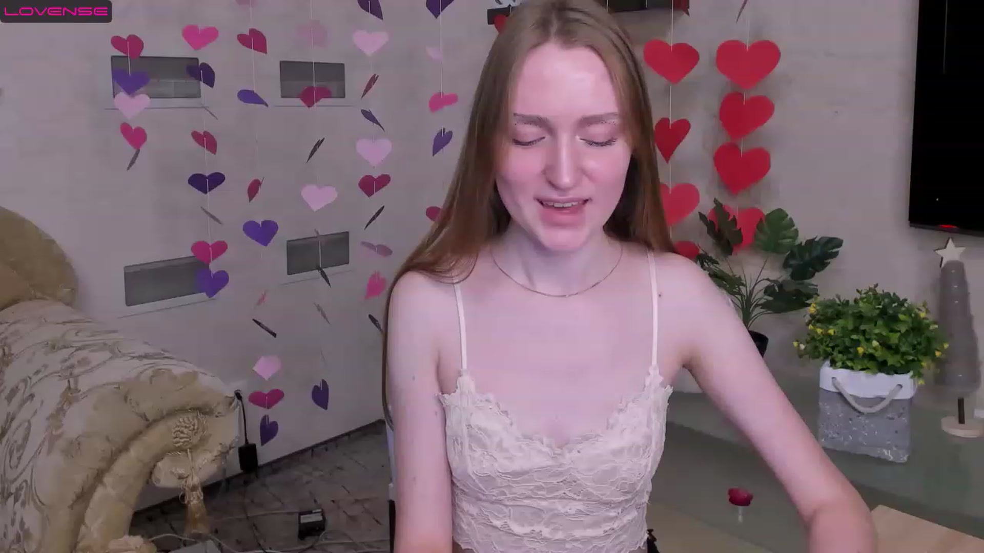 Gallery image thumbnail from MarikaSher's myfreecams stream on, 02/19/2023, 15:33 image 18 of 20