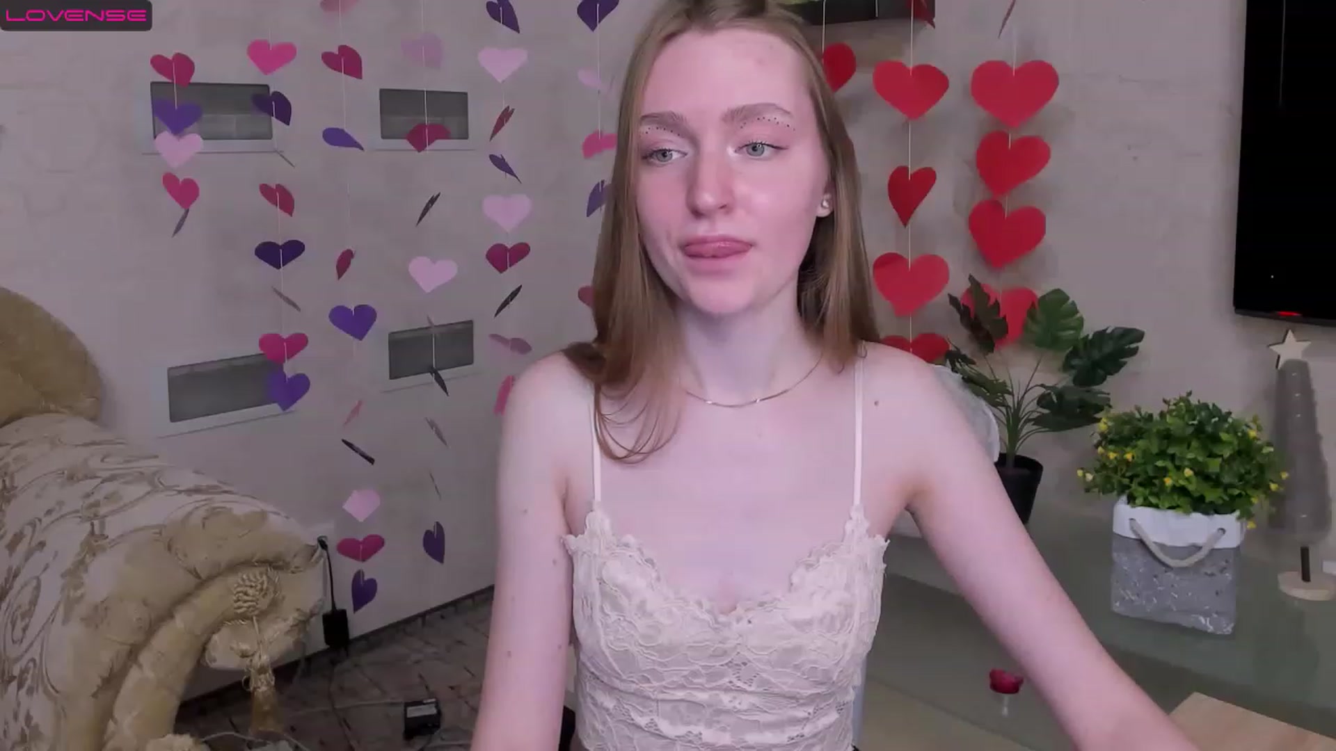 Gallery image thumbnail from MarikaSher's myfreecams stream on, 02/19/2023, 15:33 image 3 of 20