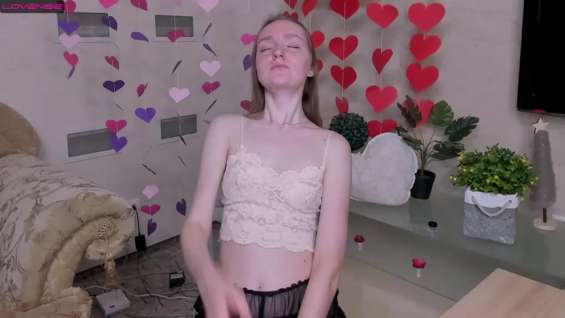 Gallery image thumbnail from MarikaSher's myfreecams stream on, 02/19/2023, 18:04 image 9 of 20