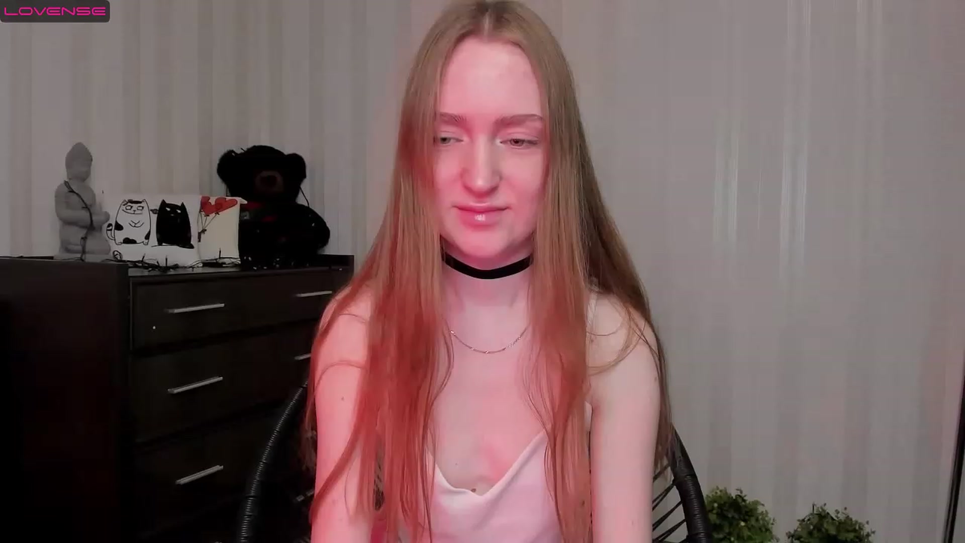 Gallery image thumbnail from MarikaSher's myfreecams stream on, 02/20/2023, 06:08 image 16 of 20