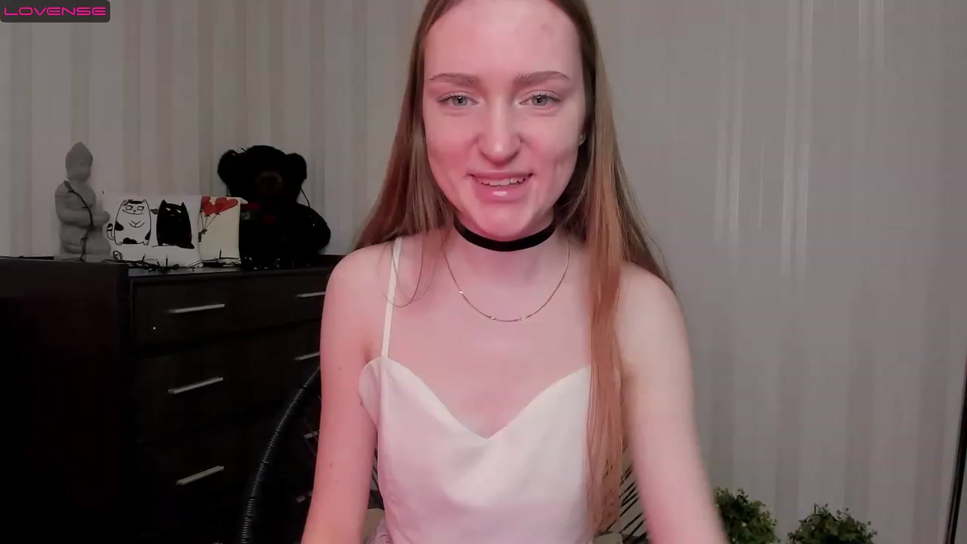 Gallery image thumbnail from MarikaSher's myfreecams stream on, 02/20/2023, 06:08 image 17 of 20