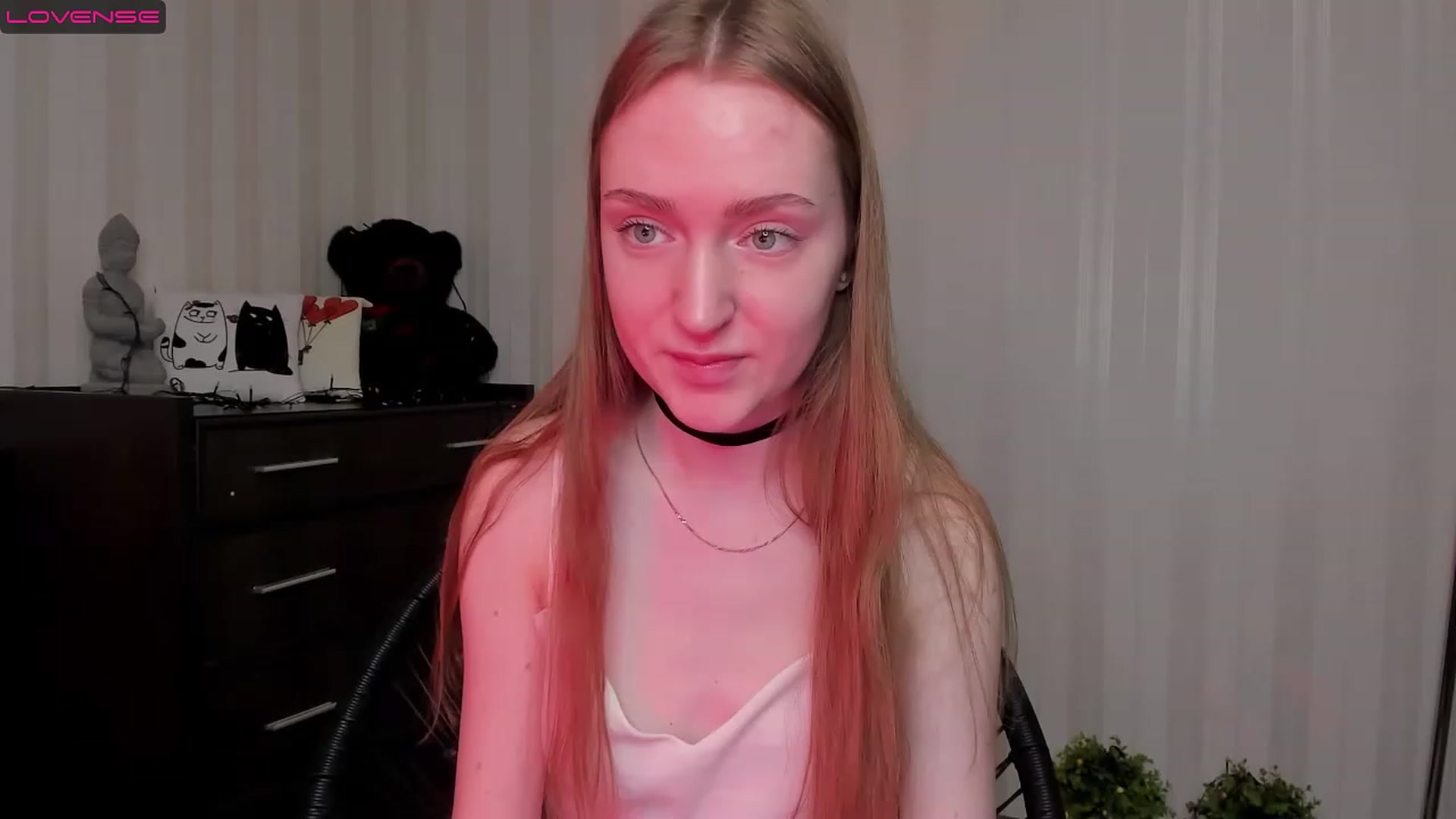 Gallery image thumbnail from MarikaSher's myfreecams stream on, 02/20/2023, 06:08 image 13 of 20