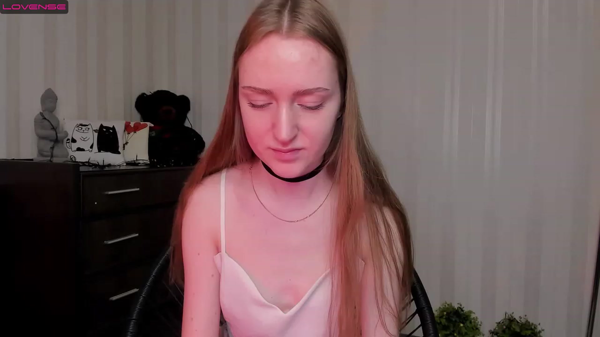 Gallery image thumbnail from MarikaSher's myfreecams stream on, 02/20/2023, 06:08 image 11 of 20