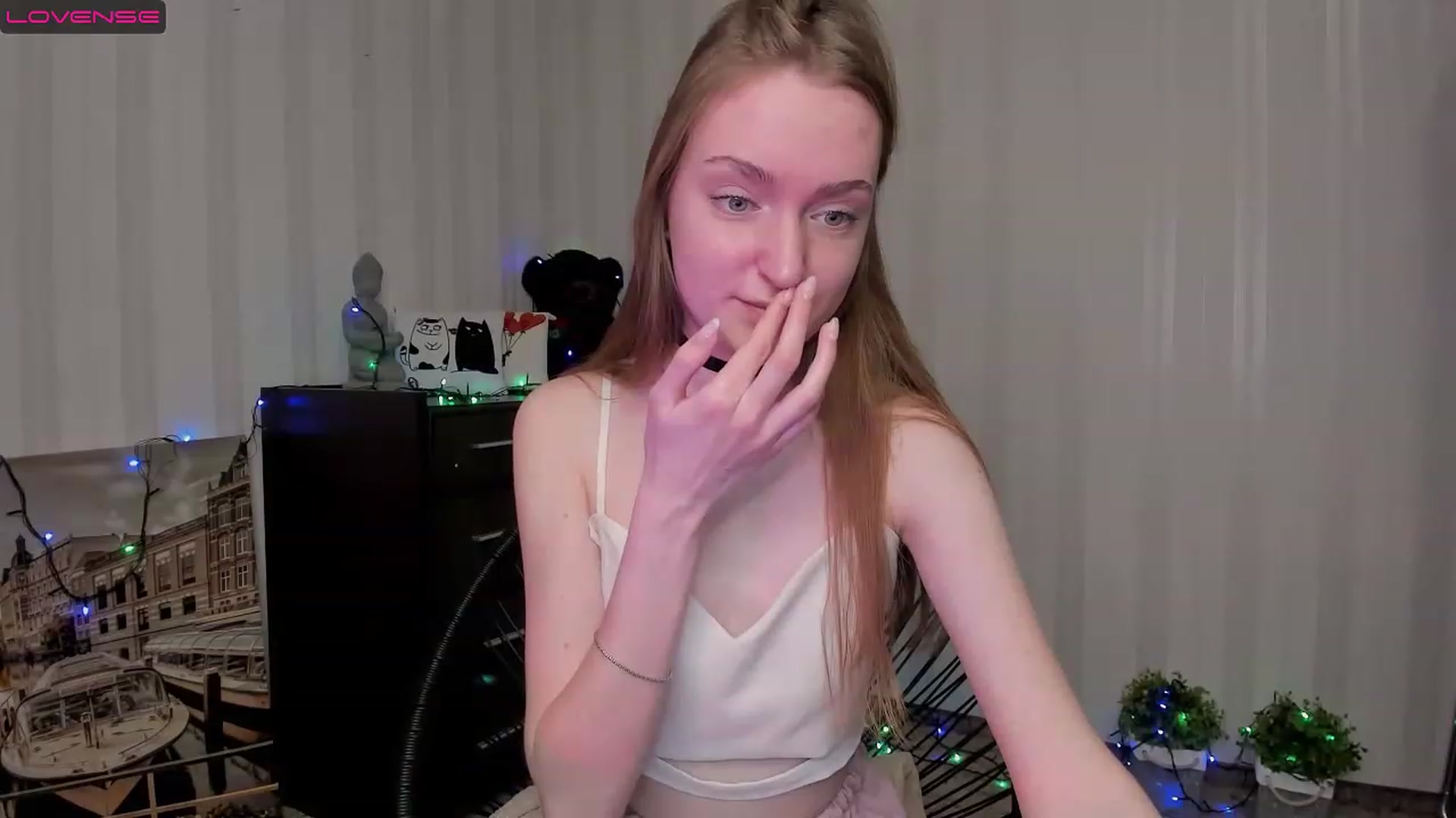 Gallery image thumbnail from MarikaSher's myfreecams stream on, 02/20/2023, 08:02 image 20 of 20