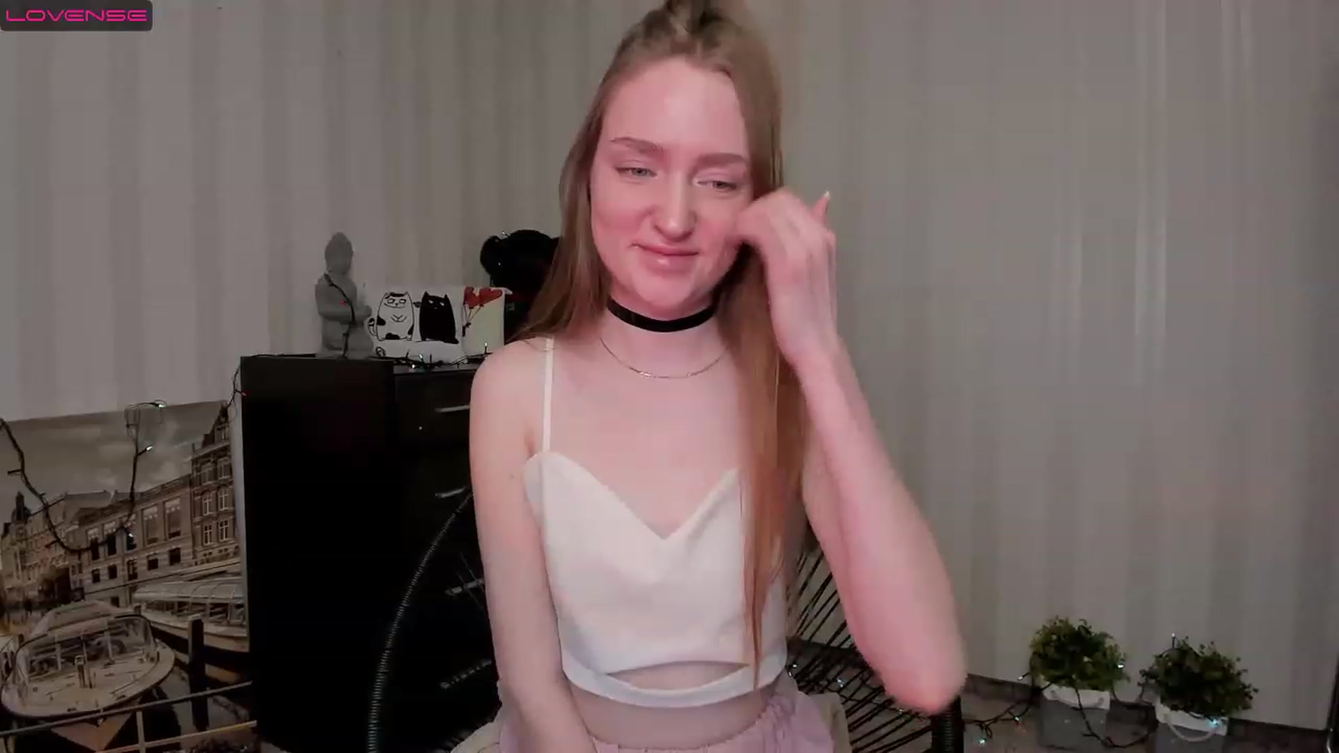 Gallery image thumbnail from MarikaSher's myfreecams stream on, 02/20/2023, 08:02 image 19 of 20