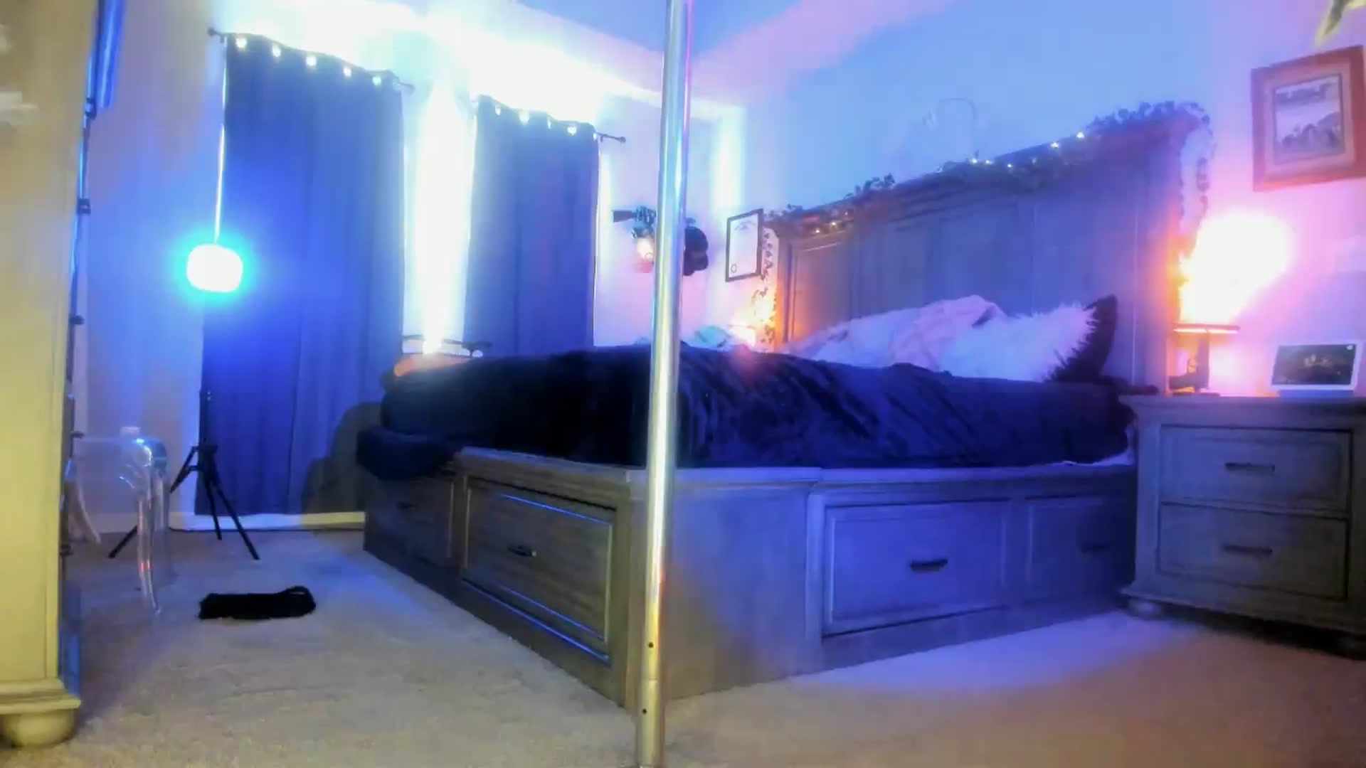 Gallery image thumbnail from Marilyn_BDAY's myfreecams stream on, 01/16/2025, 21:00 image 12 of 20