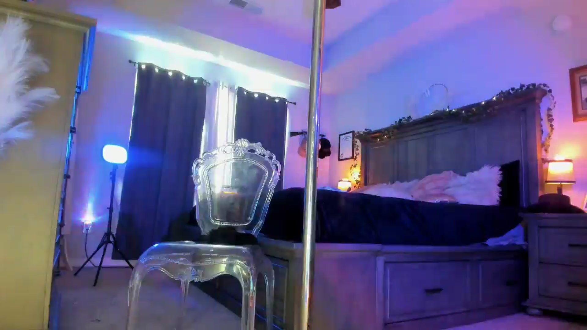 Gallery image thumbnail from Marilyn_BDAY's myfreecams stream on, 01/20/2025, 20:44 image 11 of 20