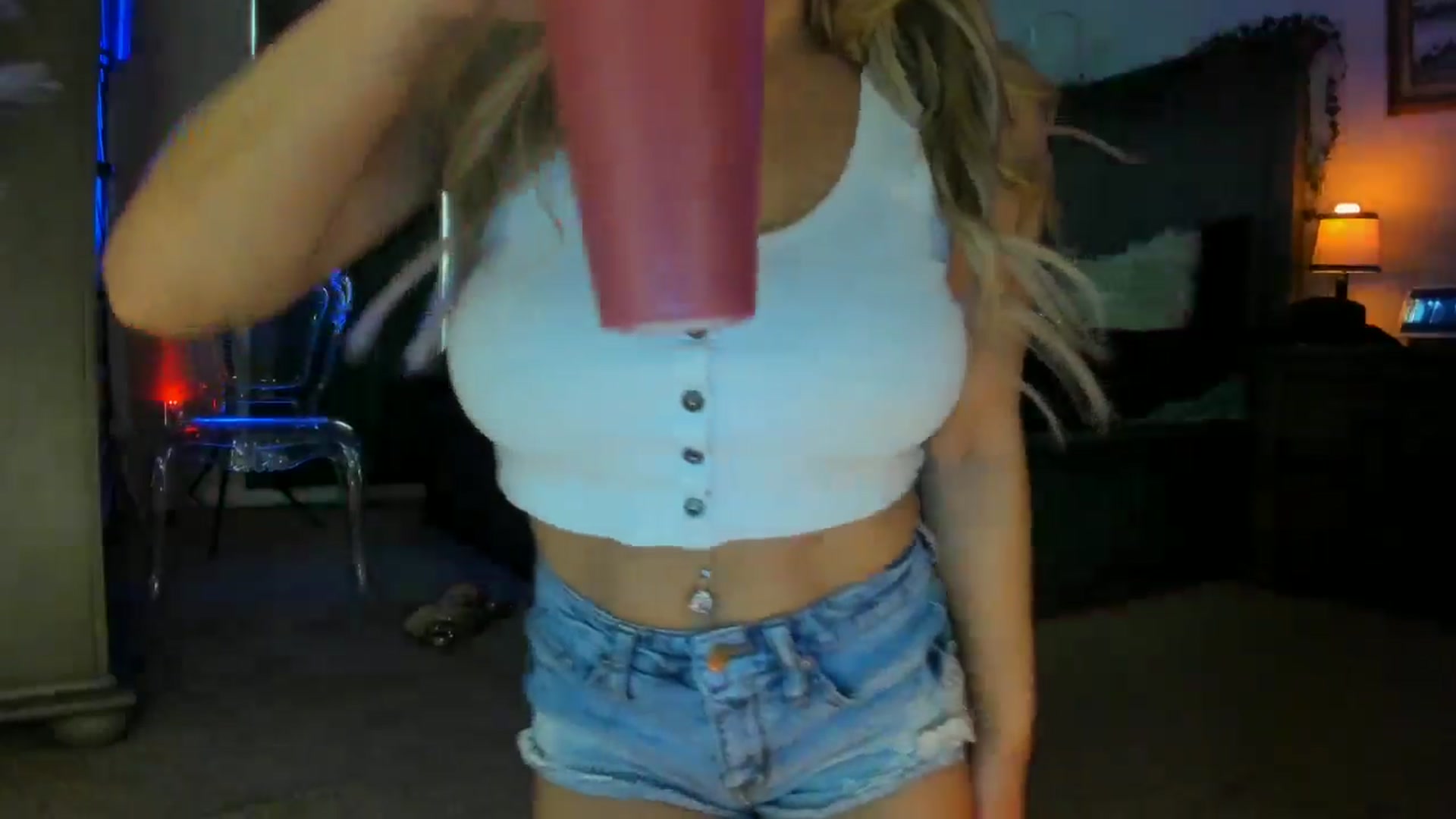 Gallery image thumbnail from Marilyn_BDAY's myfreecams stream on, 01/20/2025, 21:29 image 10 of 20