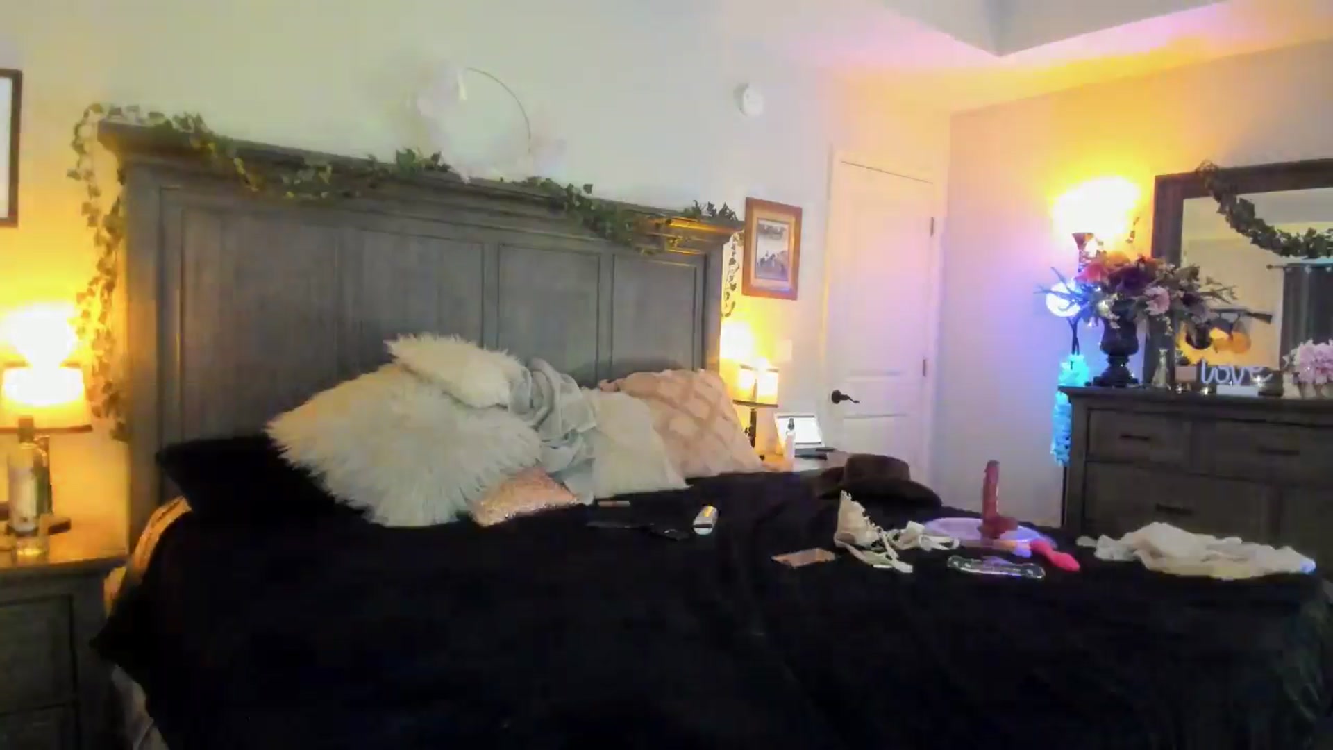 Gallery image thumbnail from Marilyn_BDAY's myfreecams stream on, 01/21/2025, 22:51 image 18 of 20