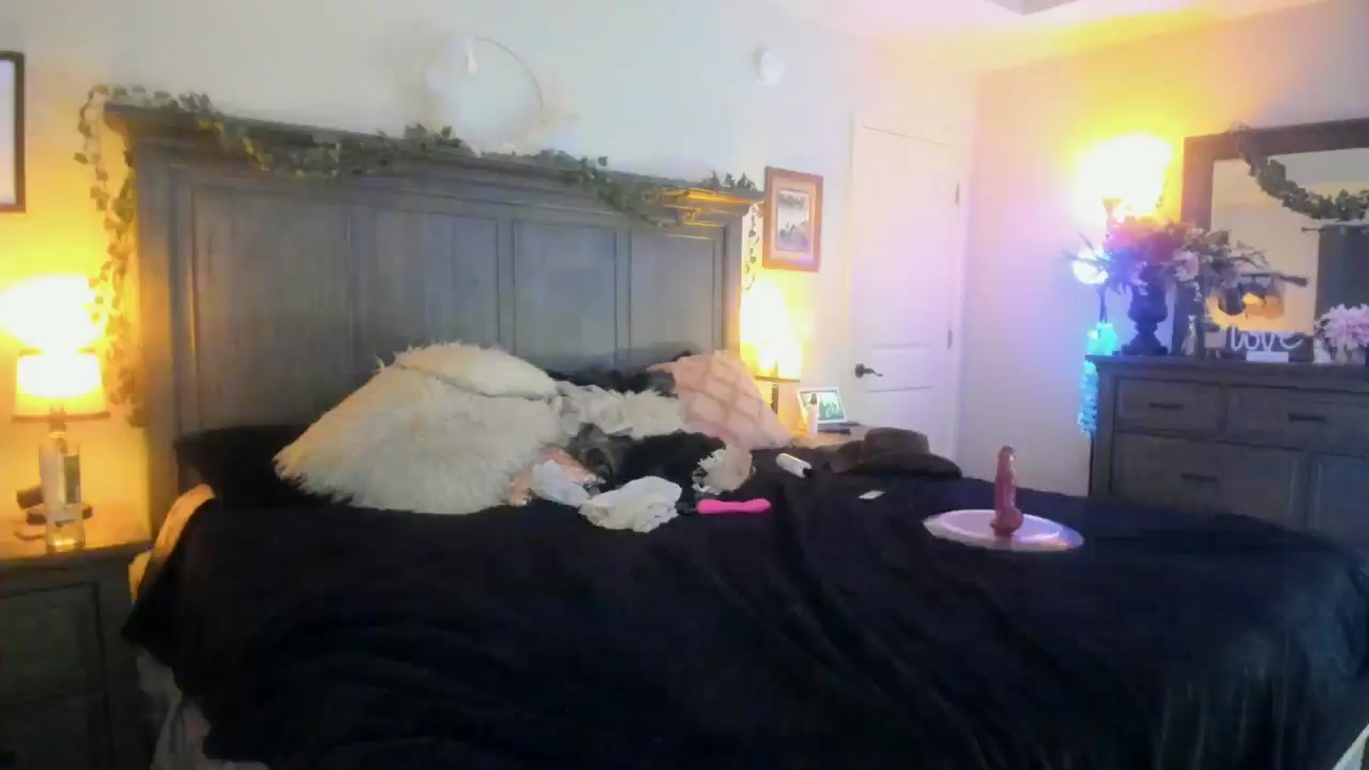 Gallery image thumbnail from Marilyn_BDAY's myfreecams stream on, 01/21/2025, 23:35 image 1 of 20